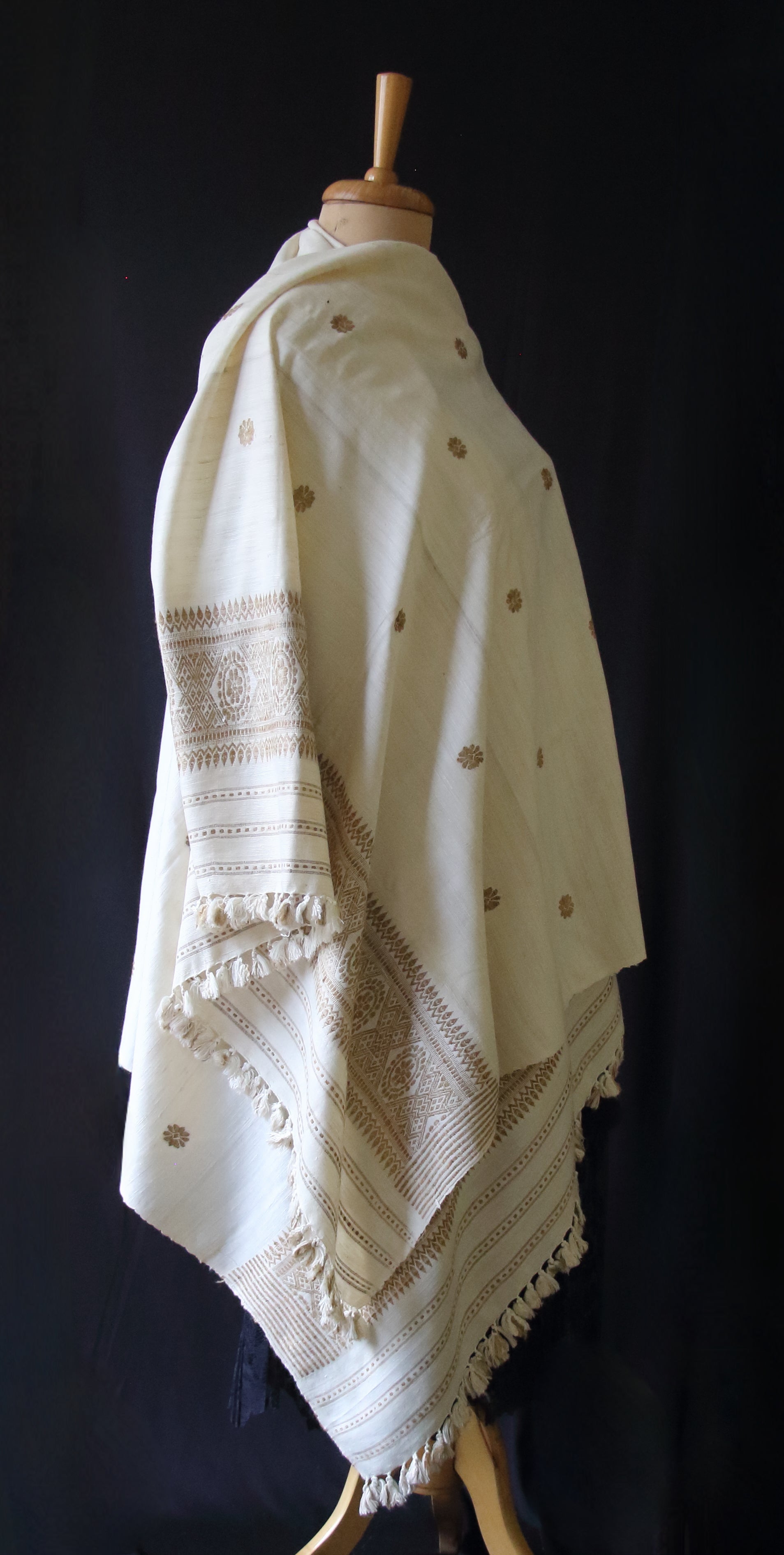 Handloom Eri Silk Shawl from Assam