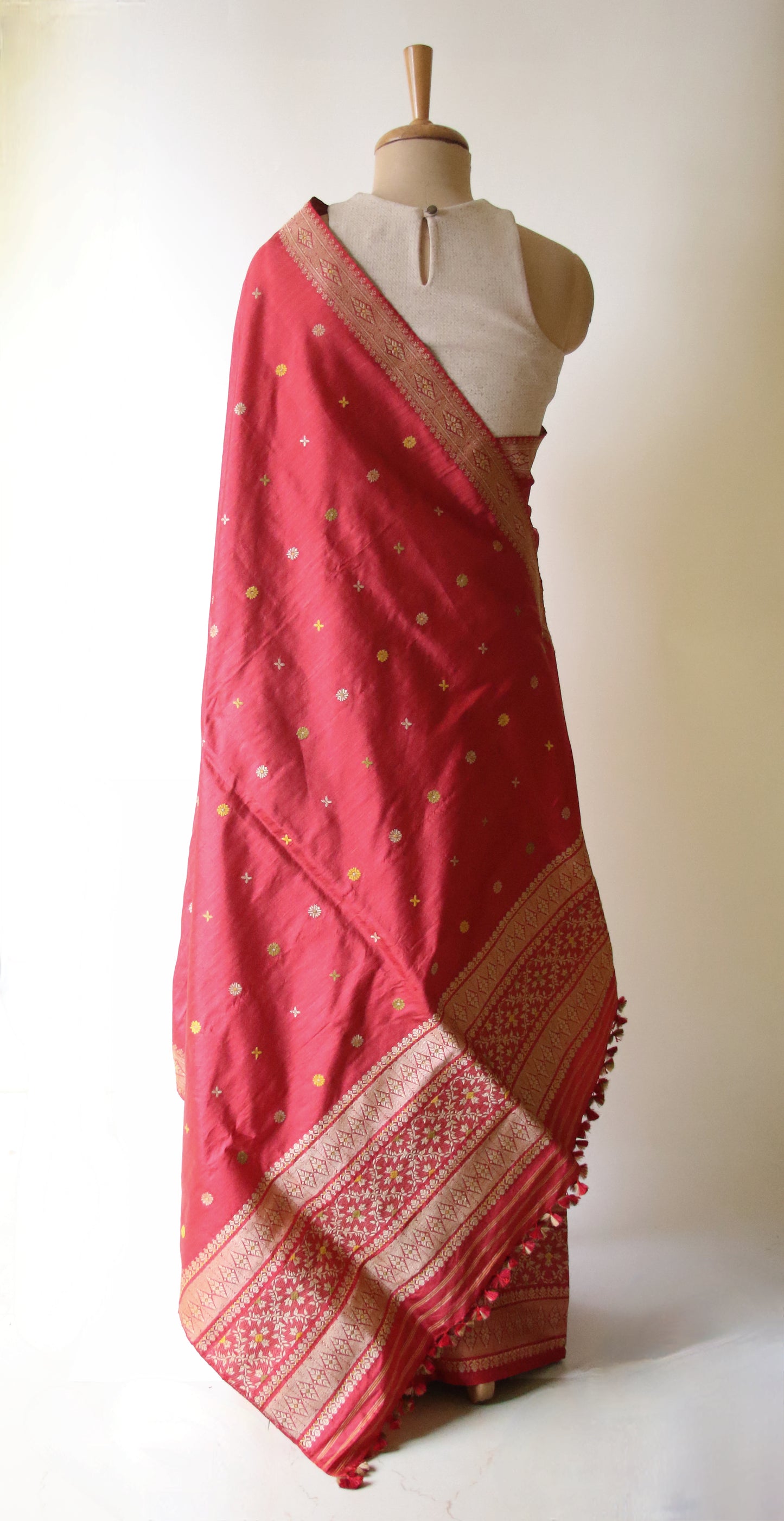 Red Natural Dyed  Mulberry Silk Traditional Mekhla Chador Set
