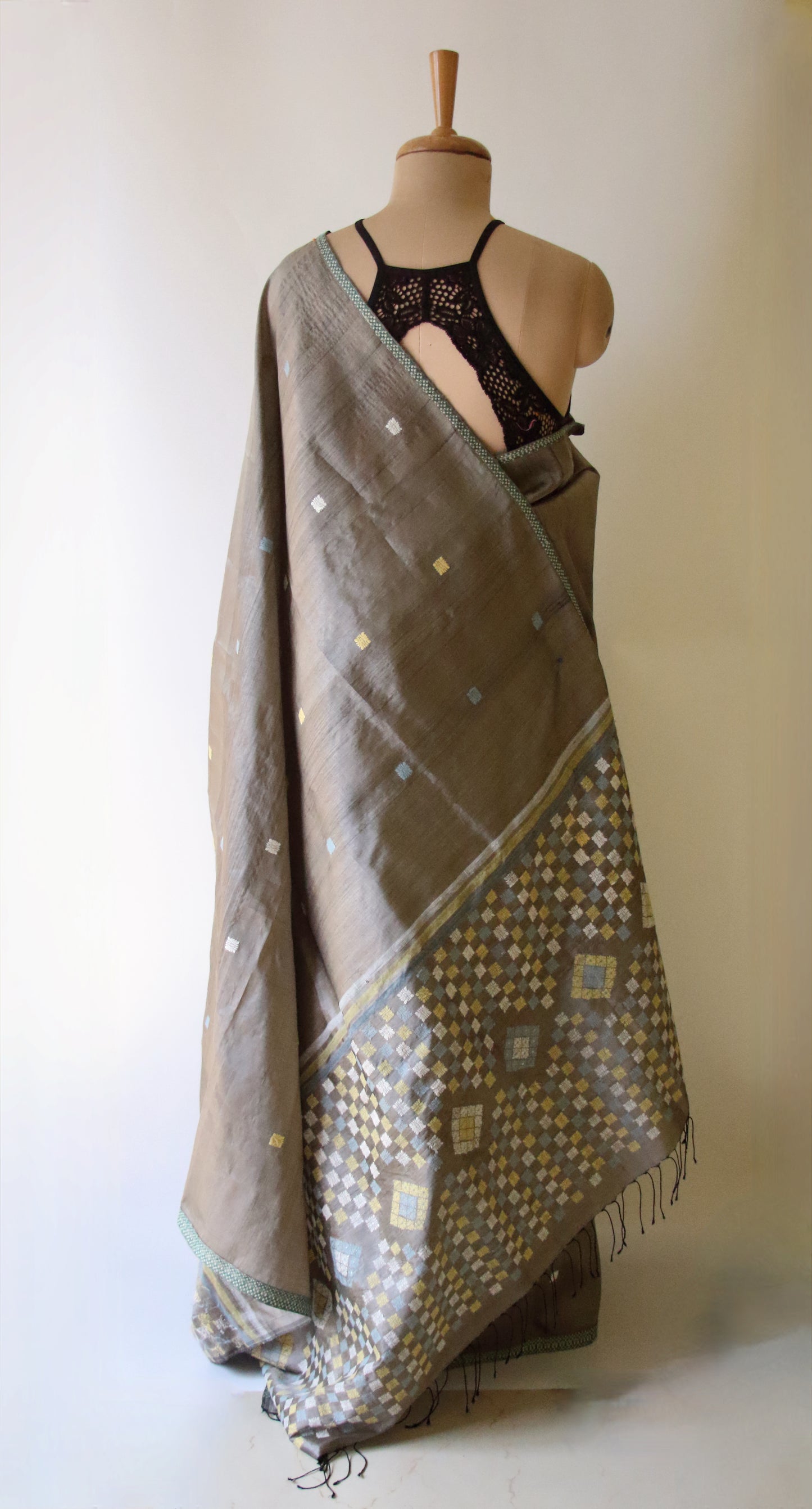 Dull Grey Colour Handloom Silk Saree from Assam