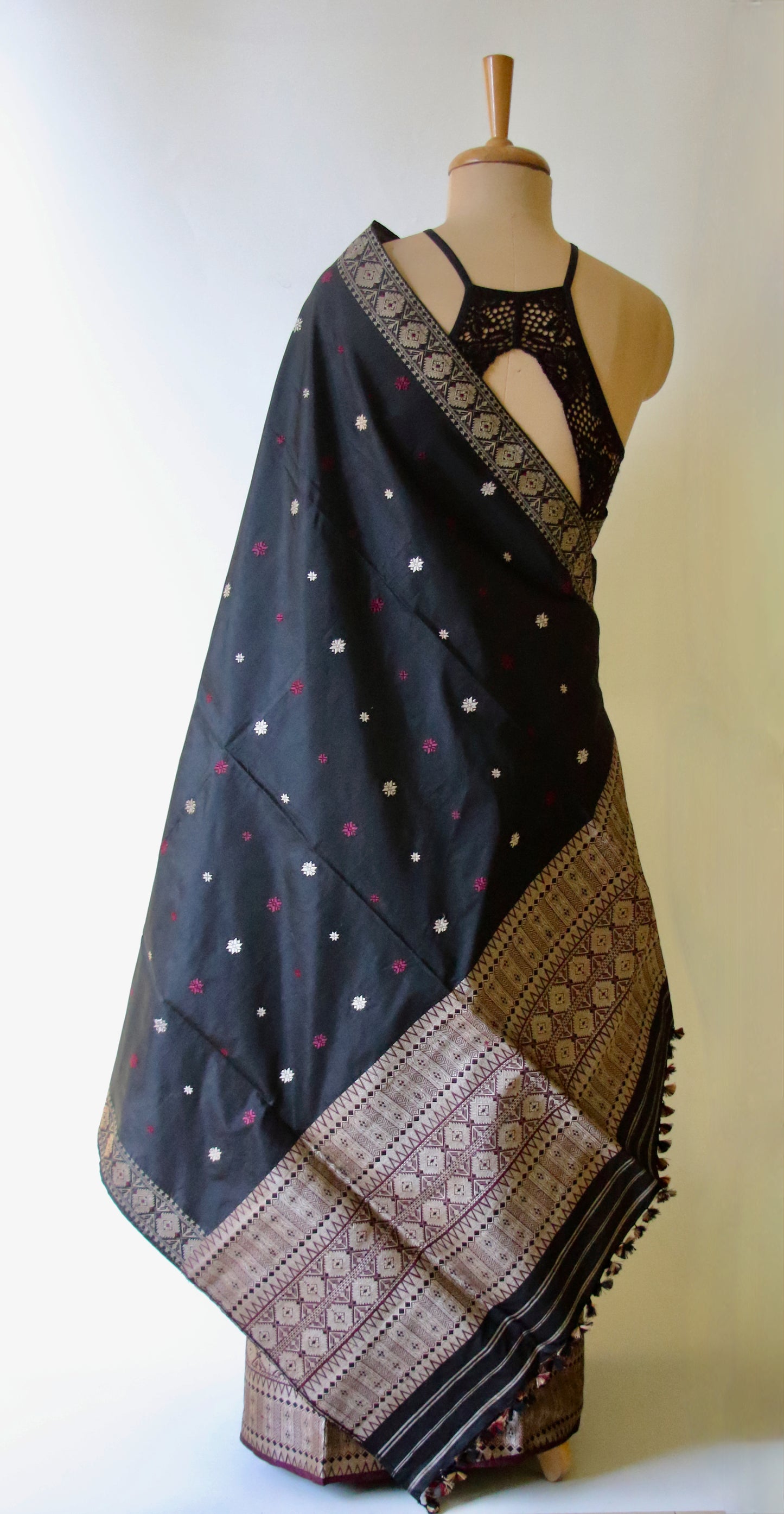 Black Natural Dyed  Mulberry Silk Traditional Mekhla Chador Set