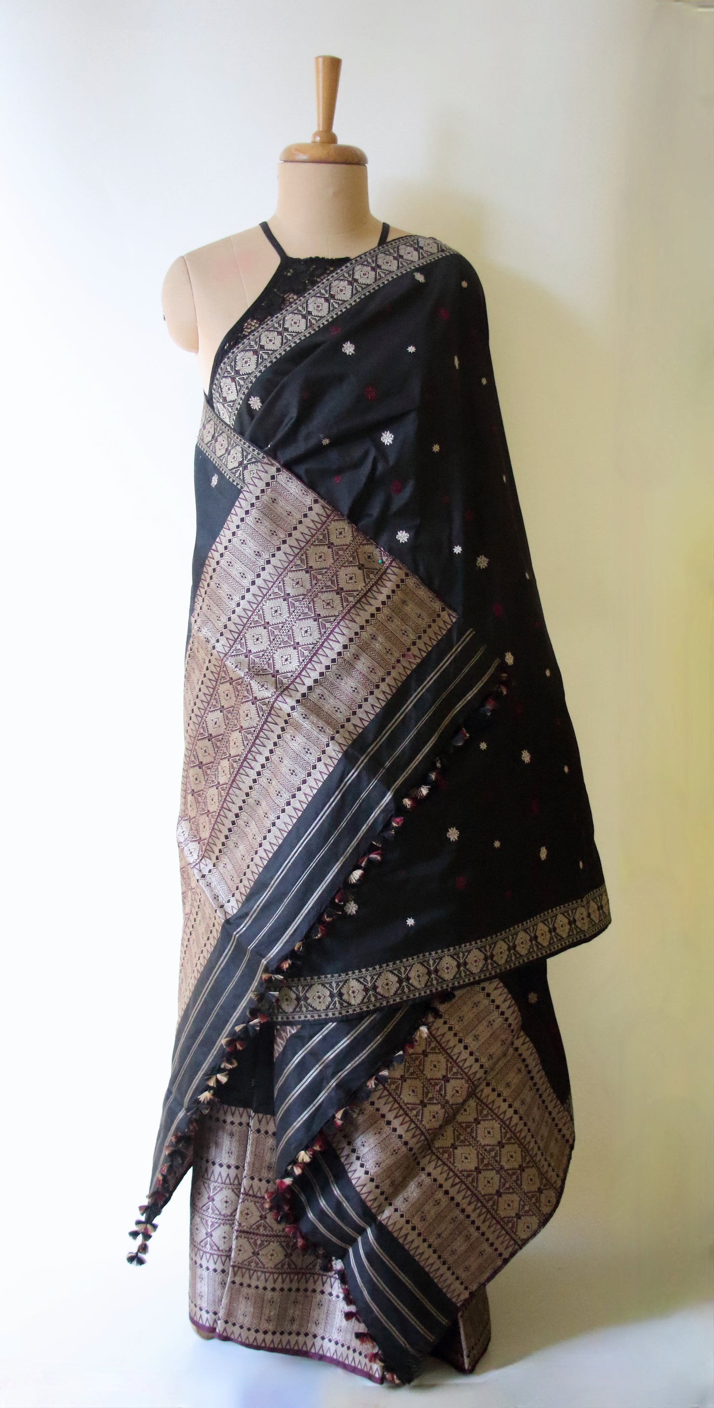 Black Natural Dyed  Mulberry Silk Traditional Mekhla Chador Set