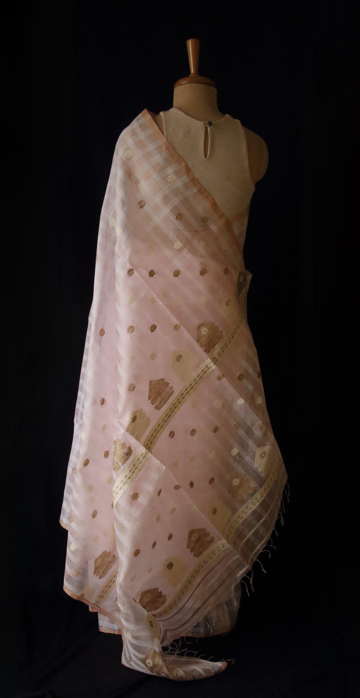 Handloom Organza Saree with chequered effect from Assam