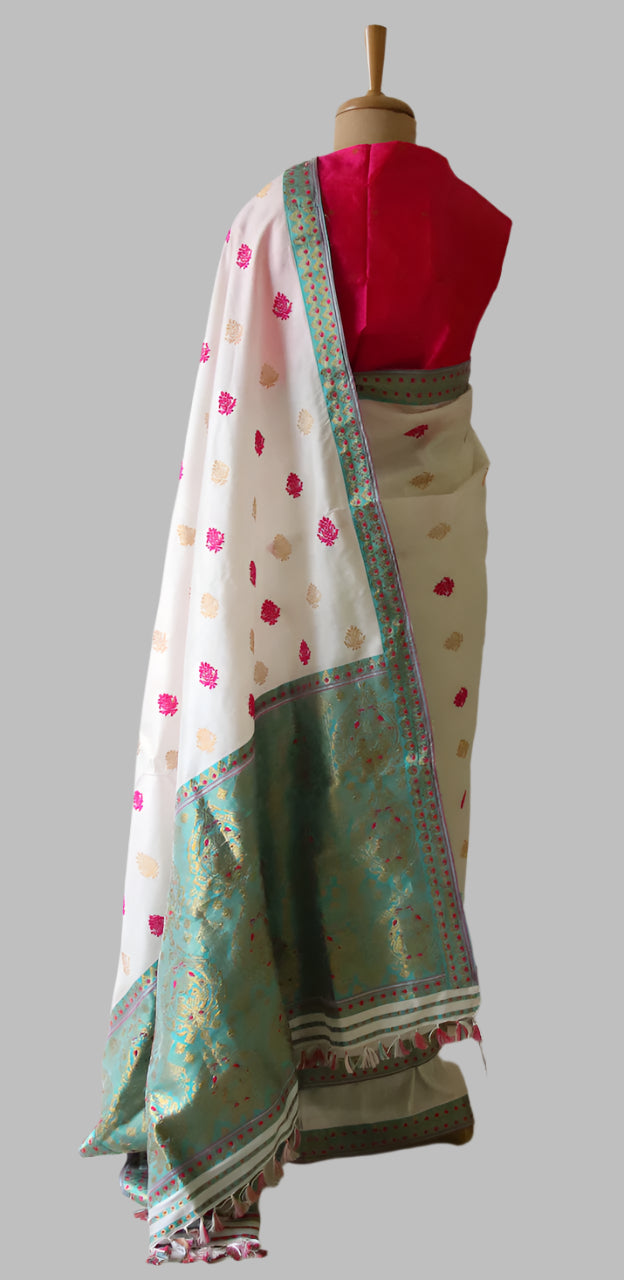 Natural White with Contrast Blouse Handloom Mulberry Silk Saree - Made to Order