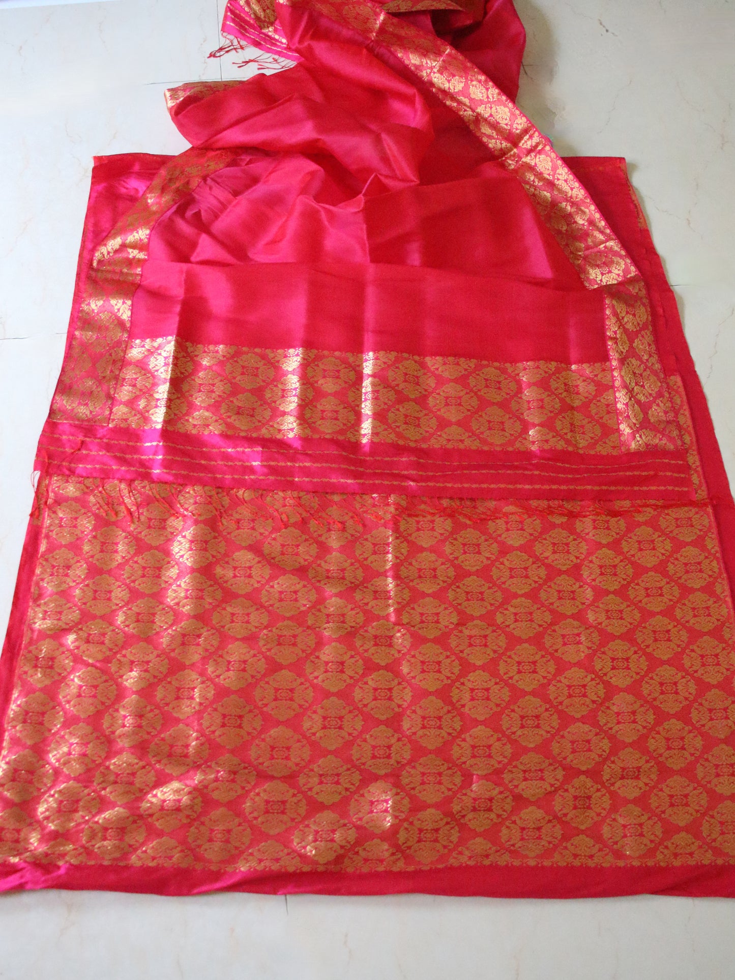 Magenta Pink Handloom Mulberry Silk Mekhla Chador Set