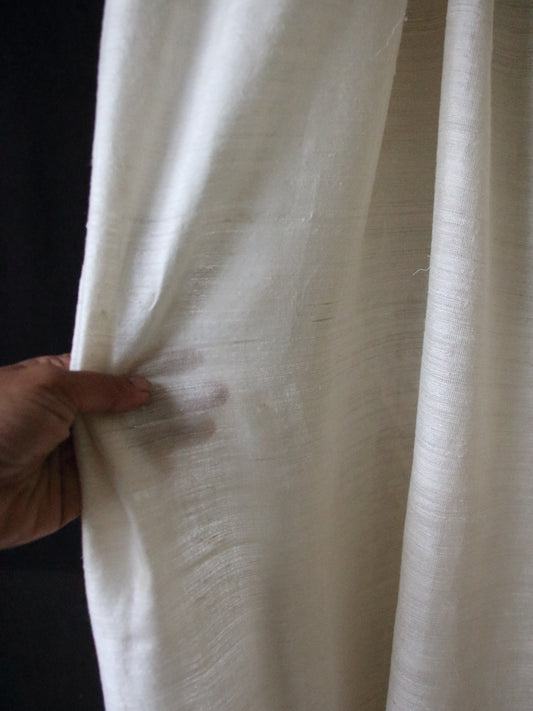 Handloom Mulberry Matka Silk in Natural off White - width 45"