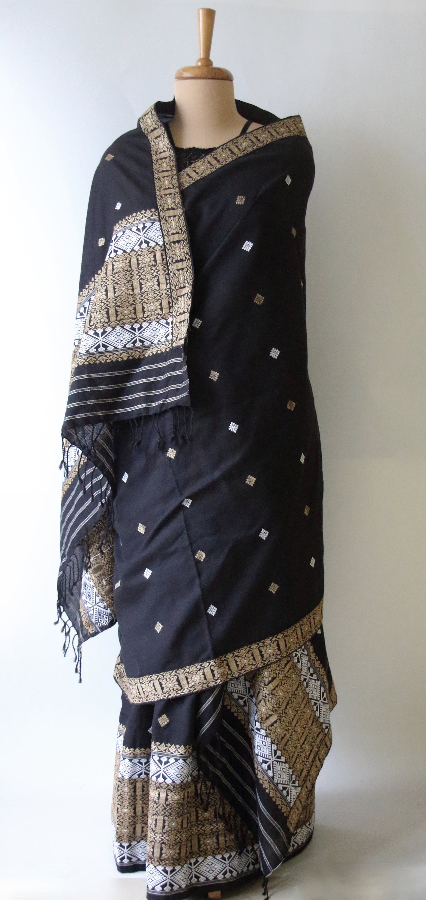 Natural Dyed Cotton Handloom Mekhela Chador Set from Assam