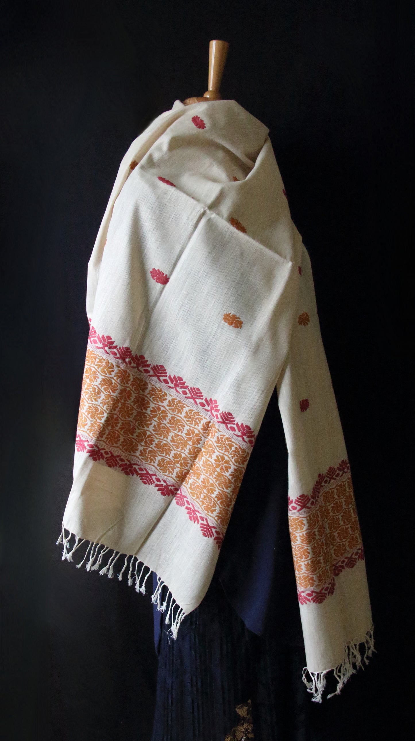 Soft Beige Handwoven Eri Silk Stole / Scarf from Assam