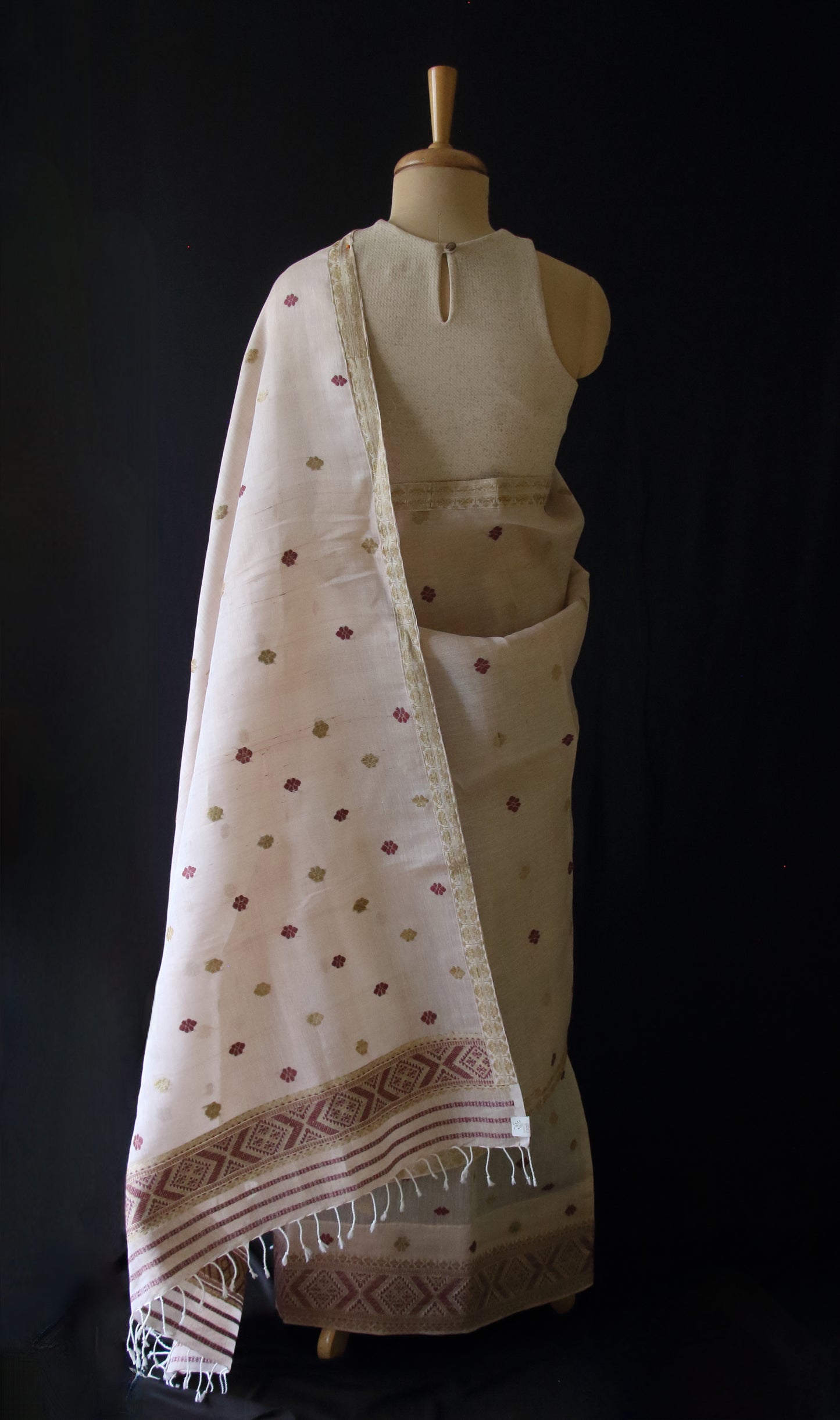 Natural Dyed Light Peach Cotton Silk Handloom Mekhela Chador Set