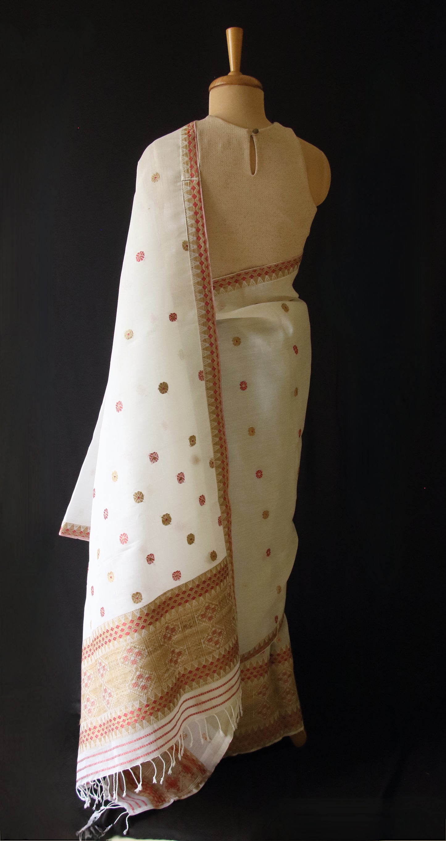 Natural Dyed Beige Cotton Silk Handloom Mekhela Chador Set