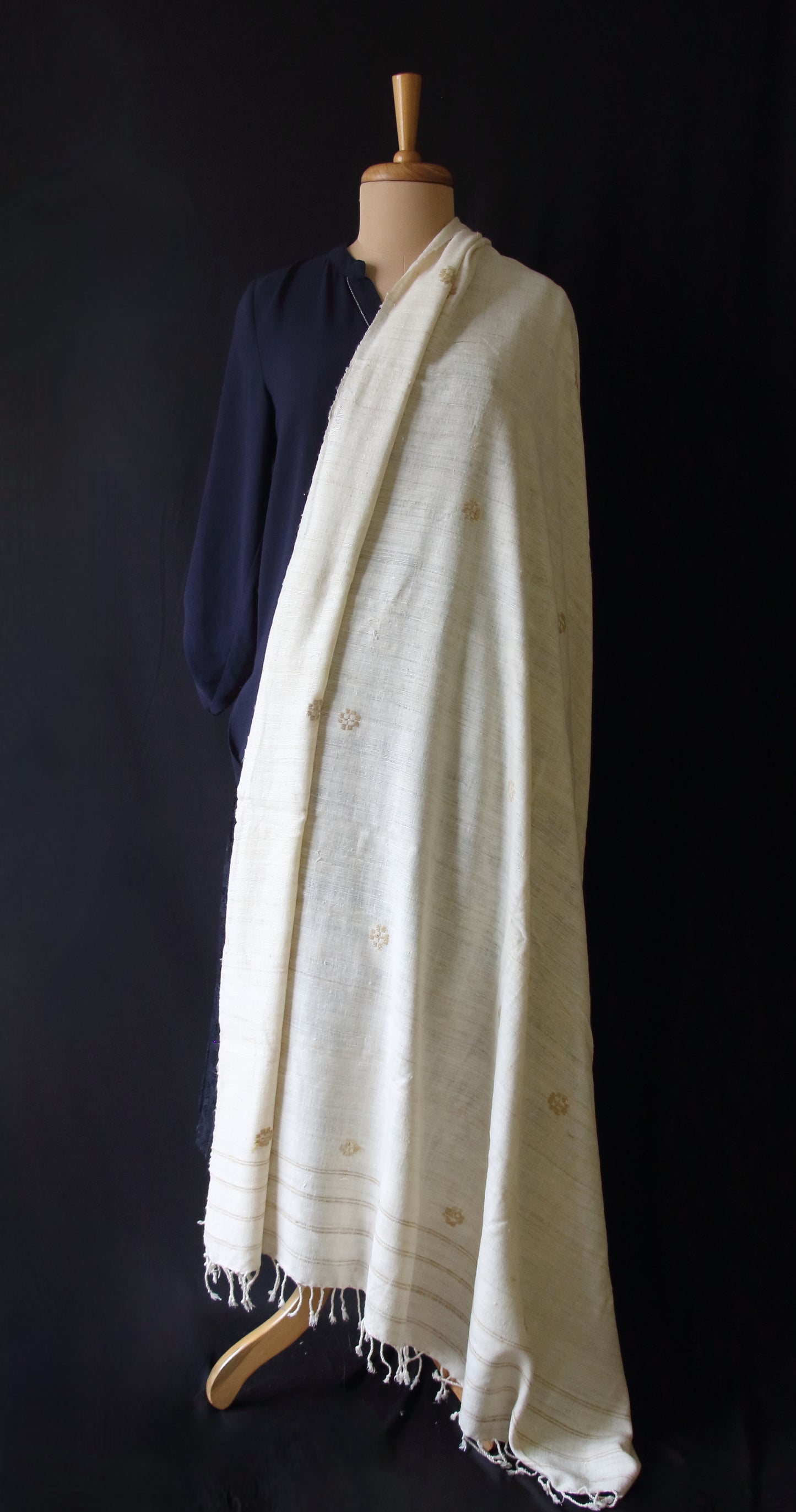 Natural Off White Handwoven Eri Silk Shawl