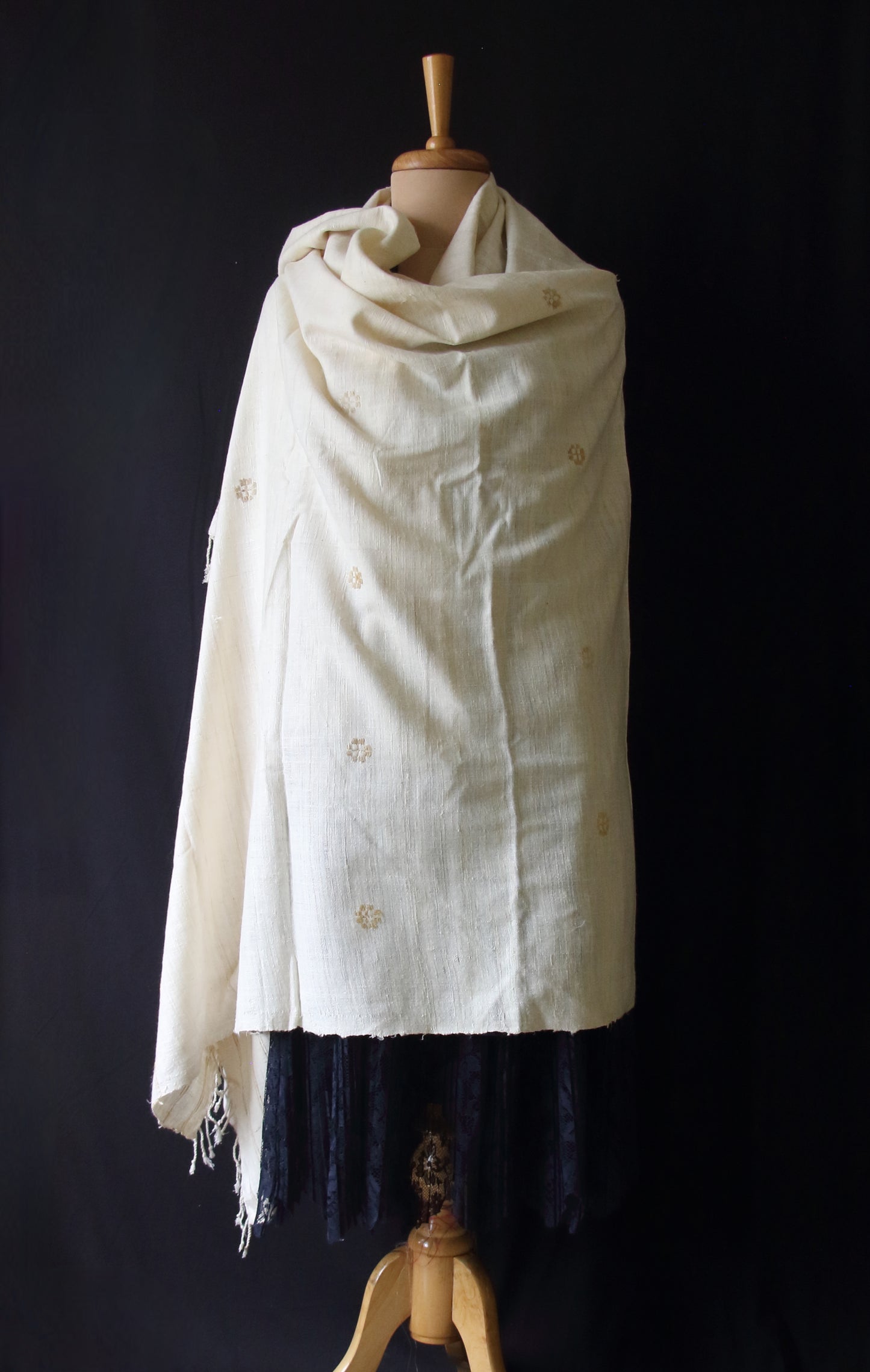 Natural Off White Handwoven Eri Silk Shawl