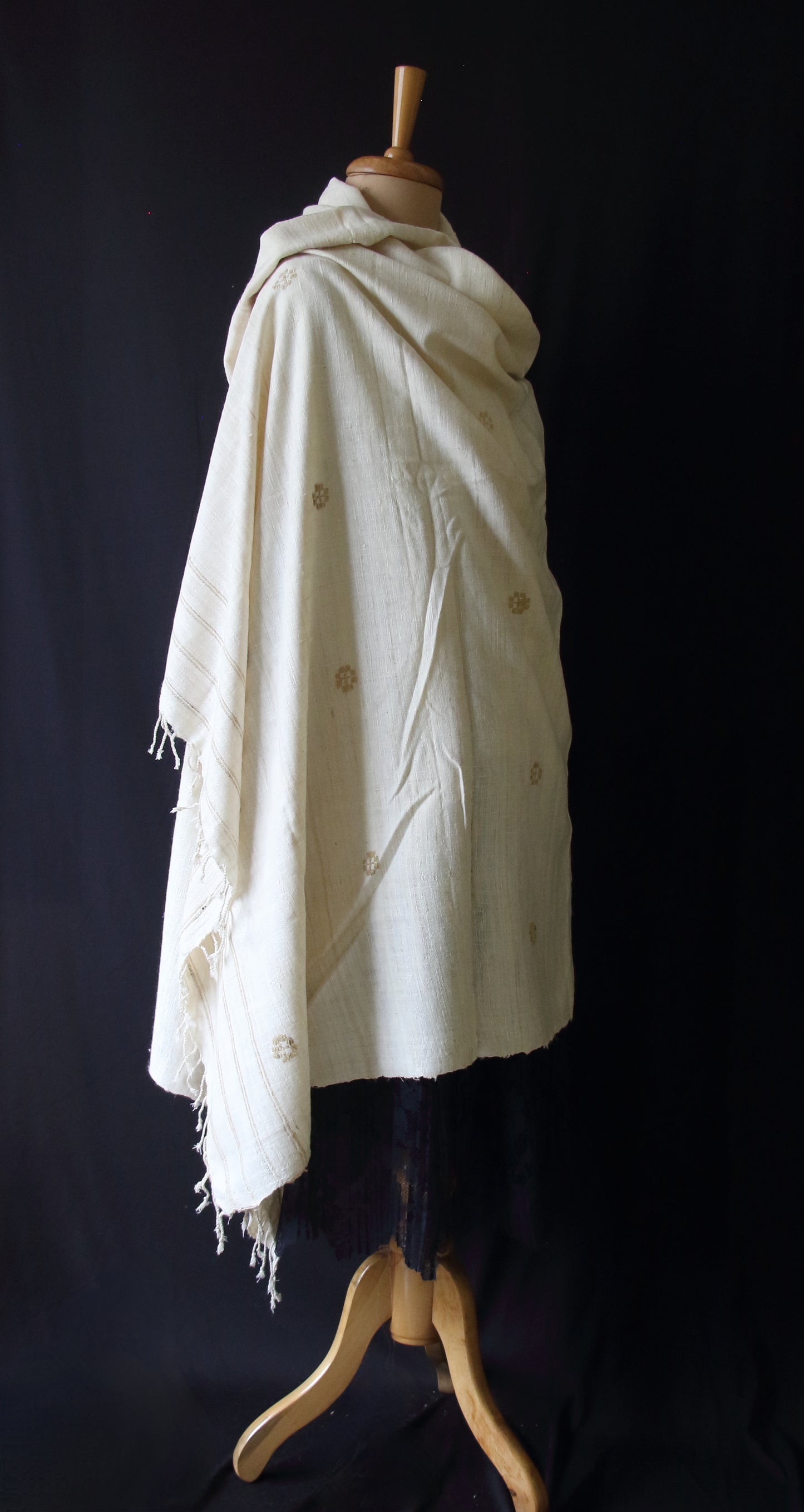 Natural Off White Handwoven Eri Silk Shawl