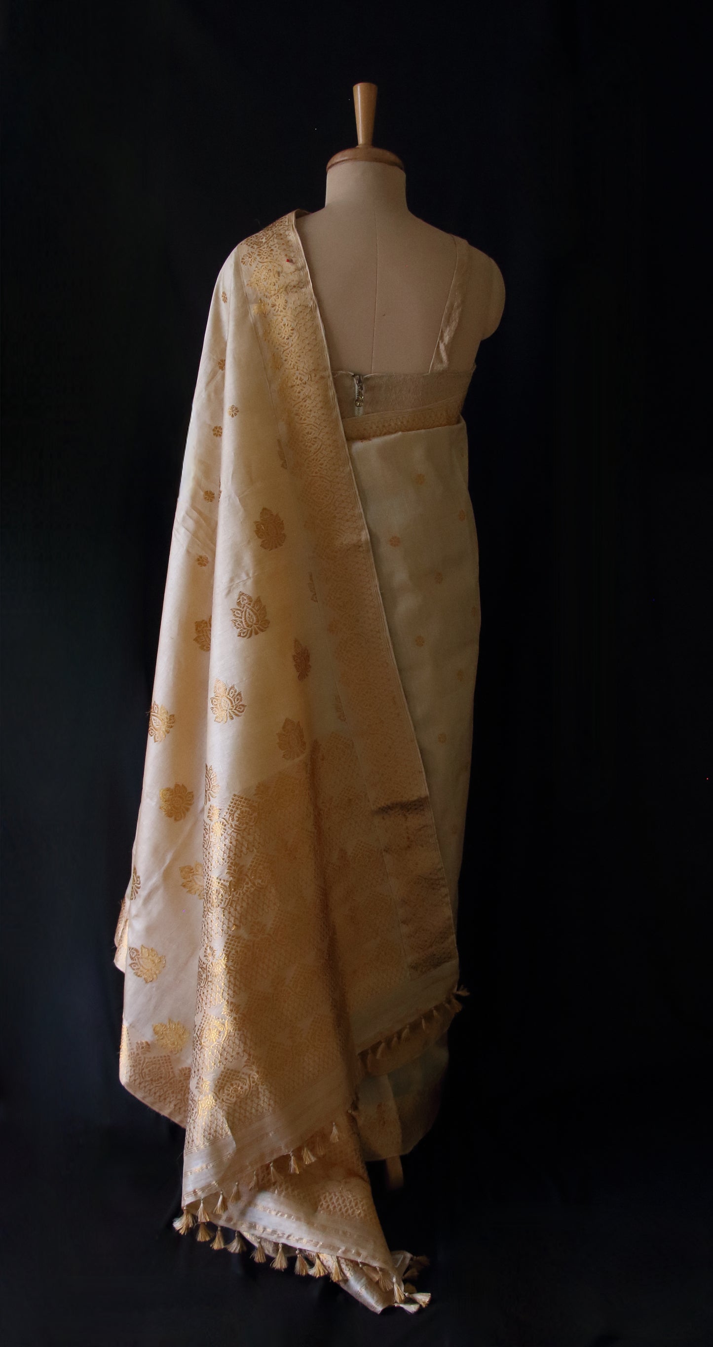 Handloom Tassar Silk Sari with motifs in Golden Zari