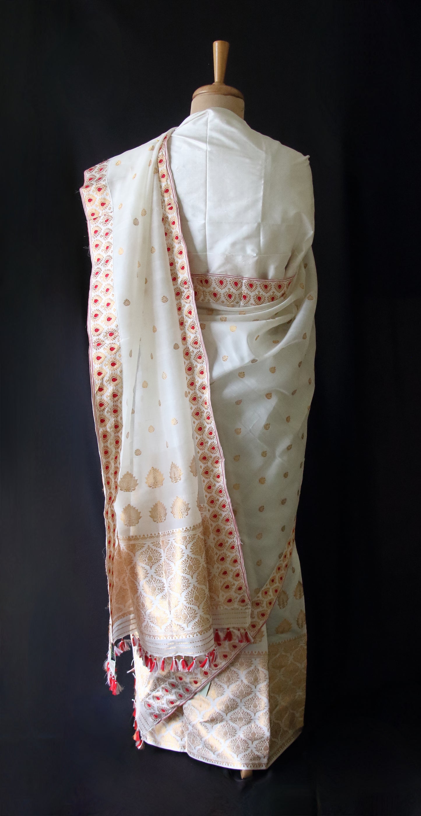 White Bridal Mulberry Silk Mekhla Chador Set