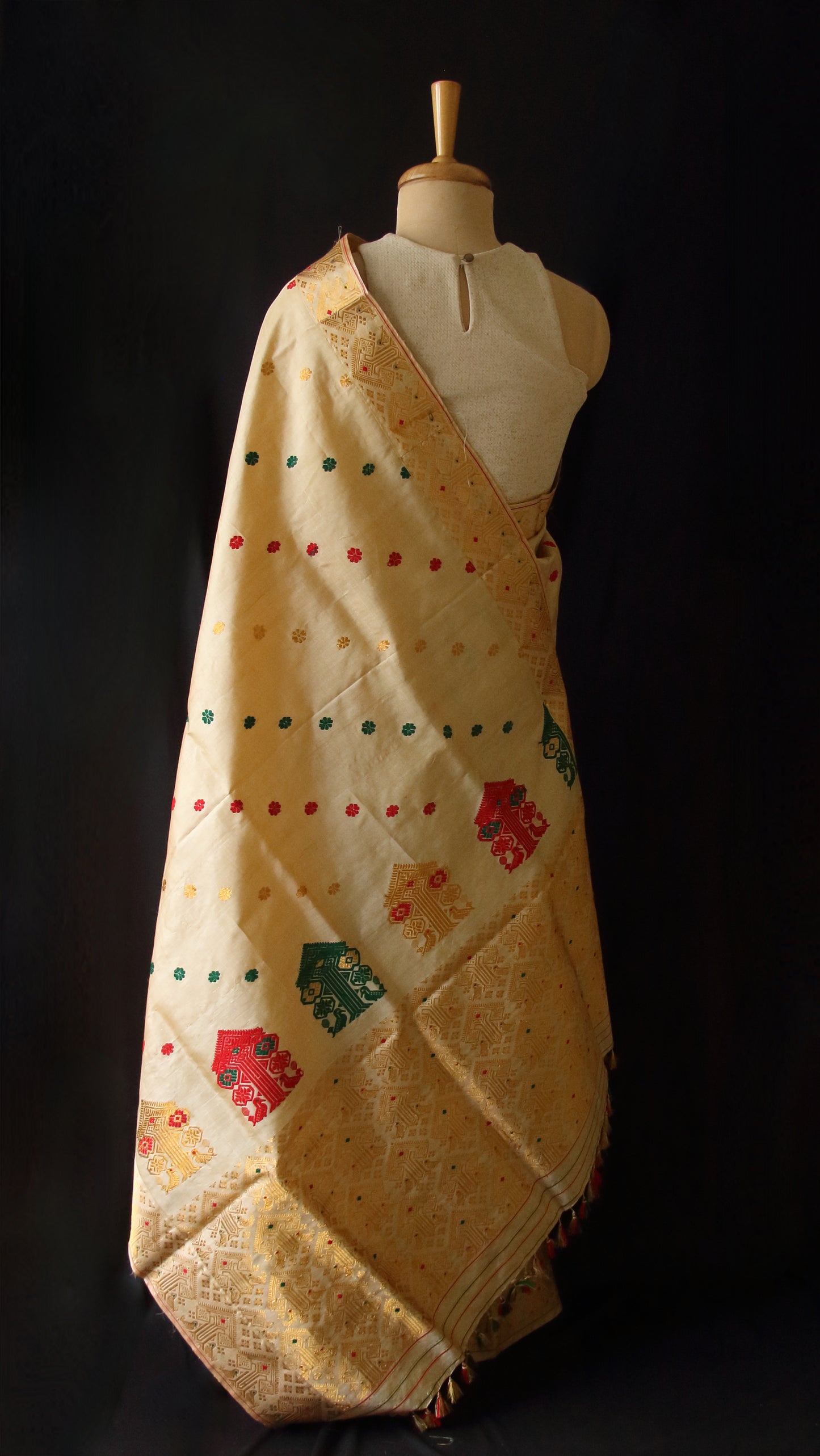 Tassar Silk Handloom Traditional Mekhla Chador Set