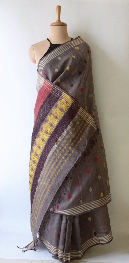 Natural Dyed Grey Handloom Cotton Silk Saree from Assam