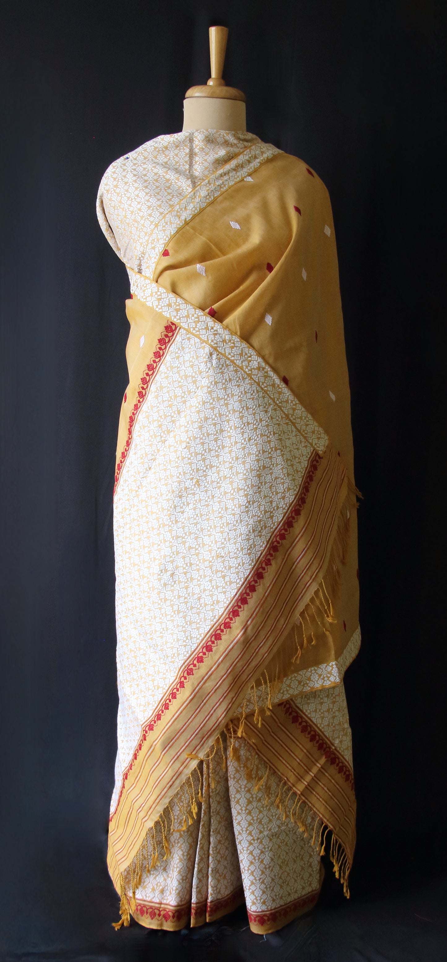 Natural Dyed Mustard Yellow Cotton Silk Handloom Mekhela Chador Set