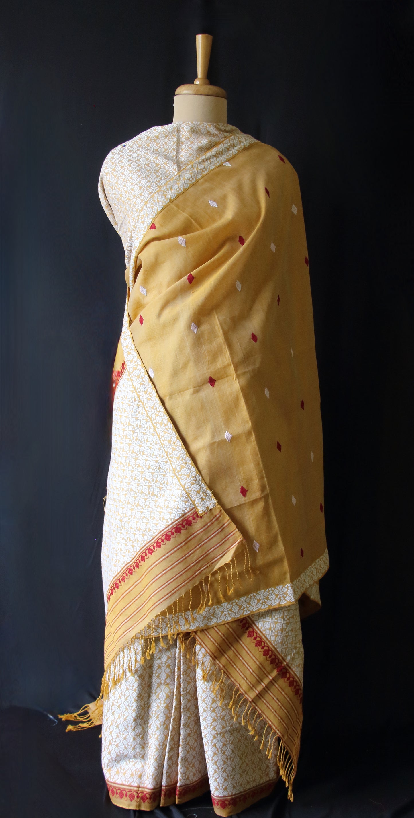Natural Dyed Mustard Yellow Cotton Silk Handloom Mekhela Chador Set