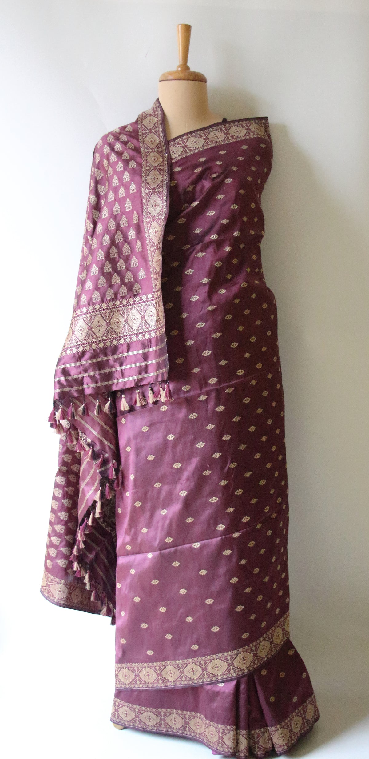 Wine Colour Natural Dyed Handloom Mulberry Silk Saree, Muga Silk Motifs