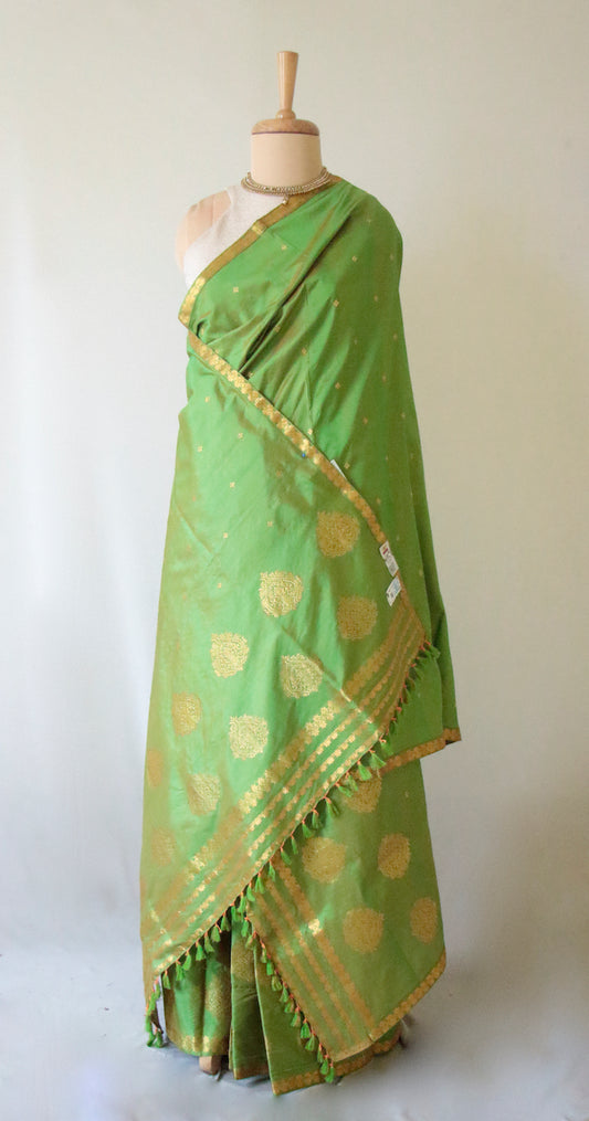 Green Two Tone  Traditional Pure Silk Mekhela Chador Set from Assam