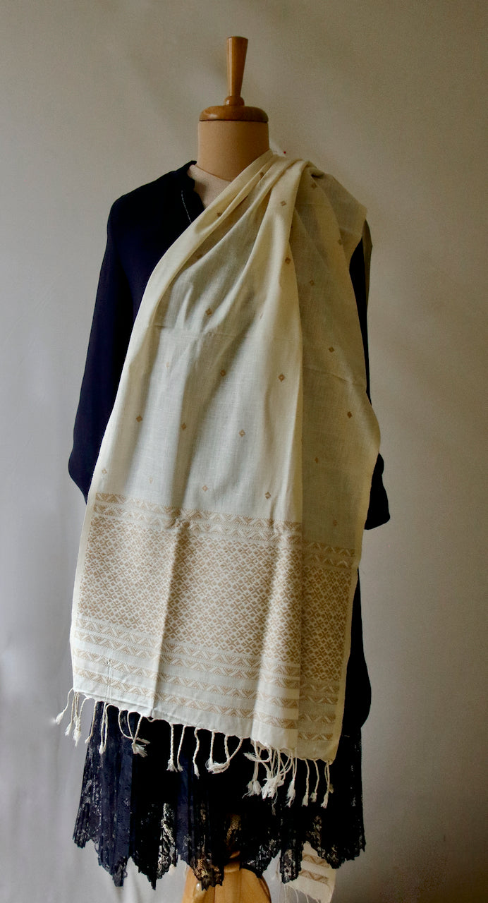 Handwoven Eri Silk Stole / Scarf in natural colours  from Assam