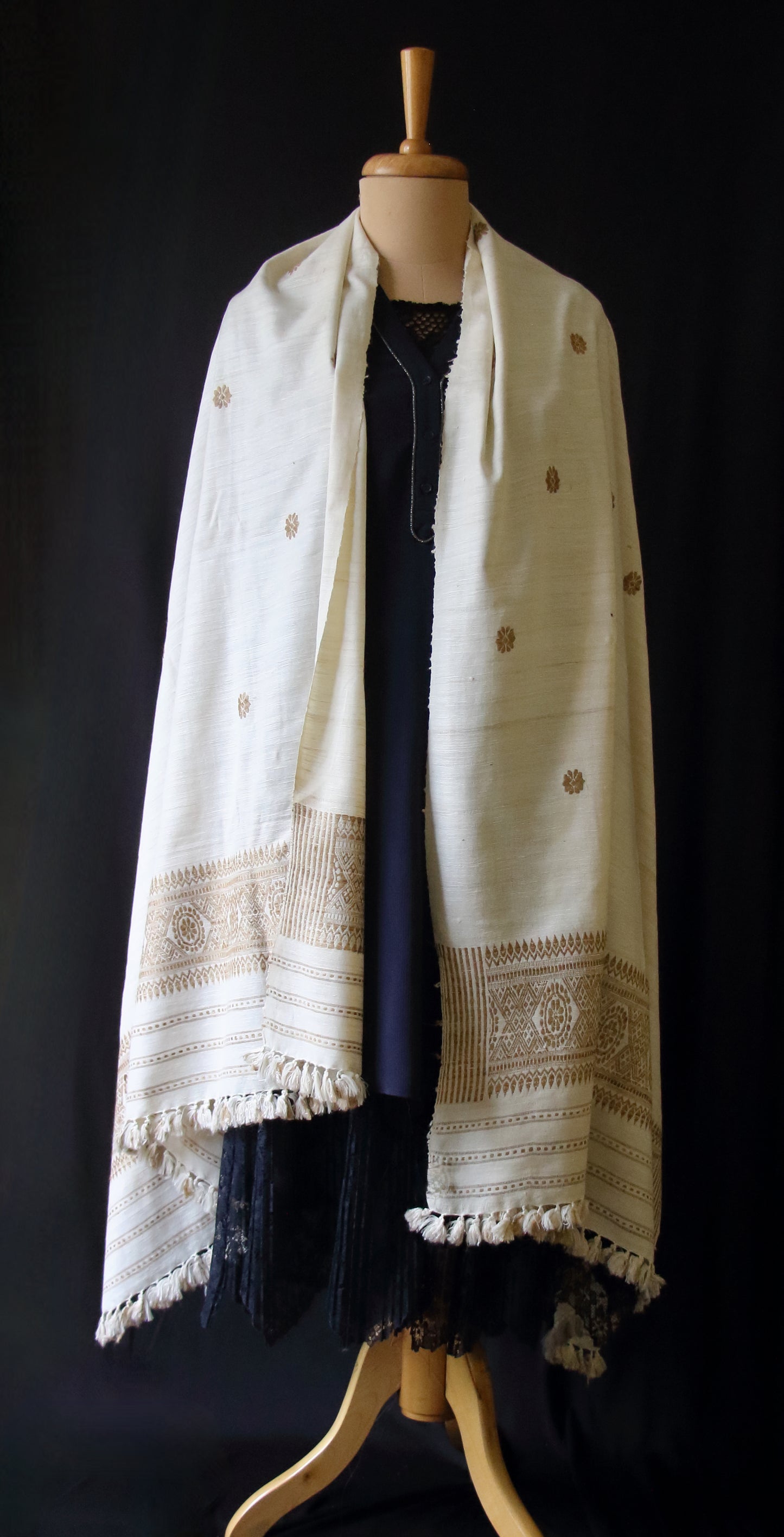 Handloom Eri Silk Shawl from Assam