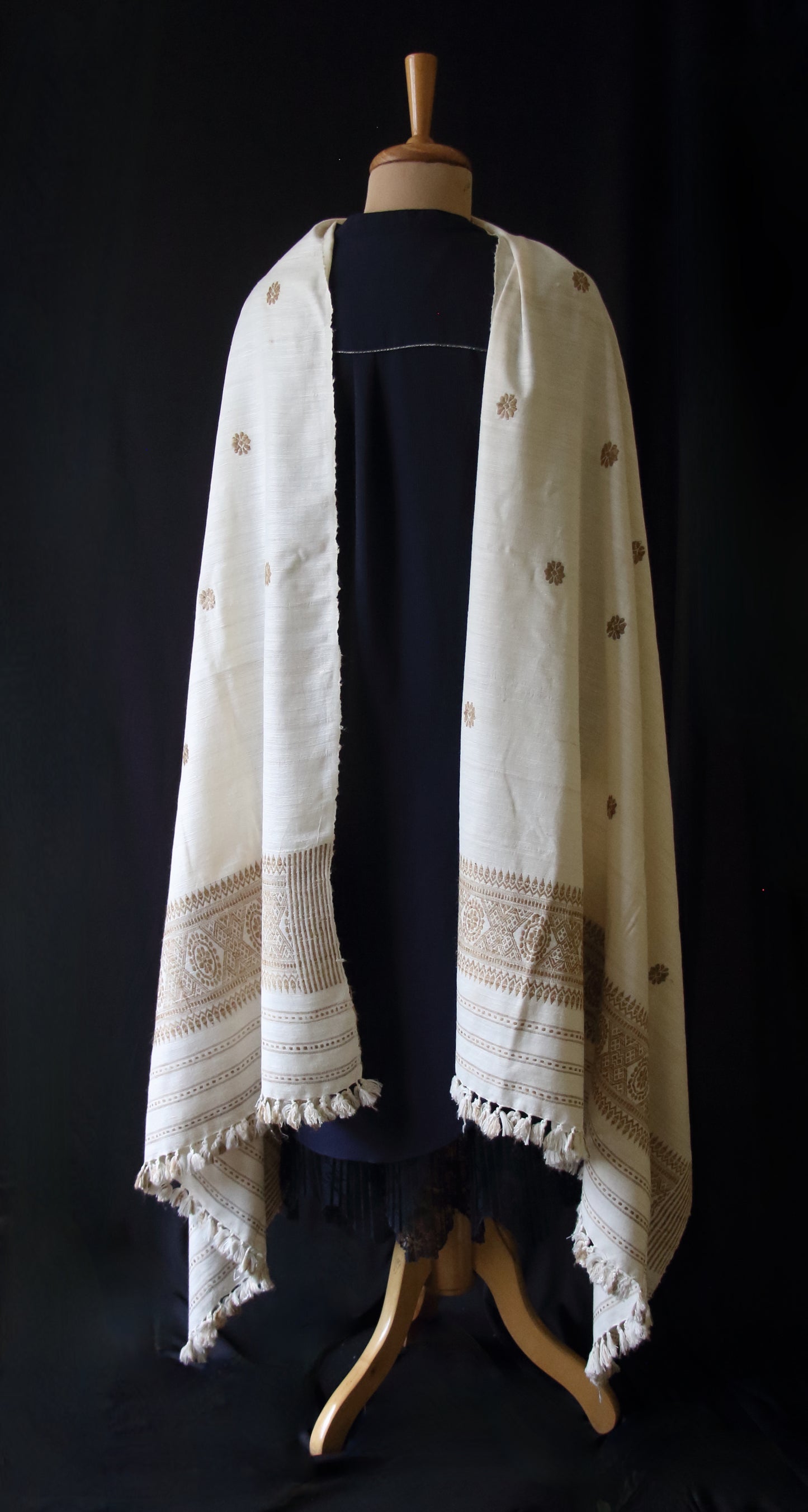Handloom Eri Silk Shawl from Assam