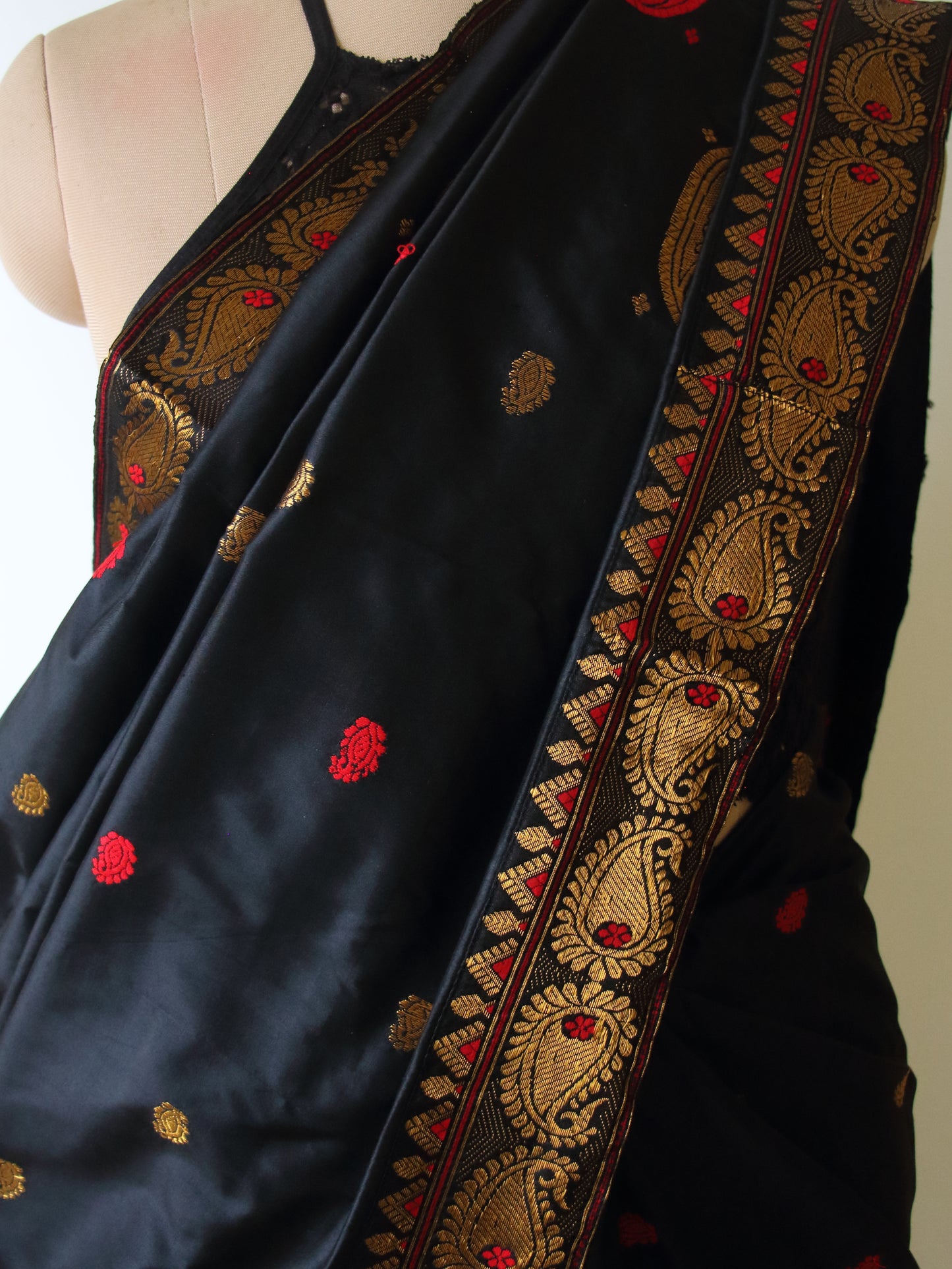 Black Colour Handloom Mulberry Silk Saree from Assam