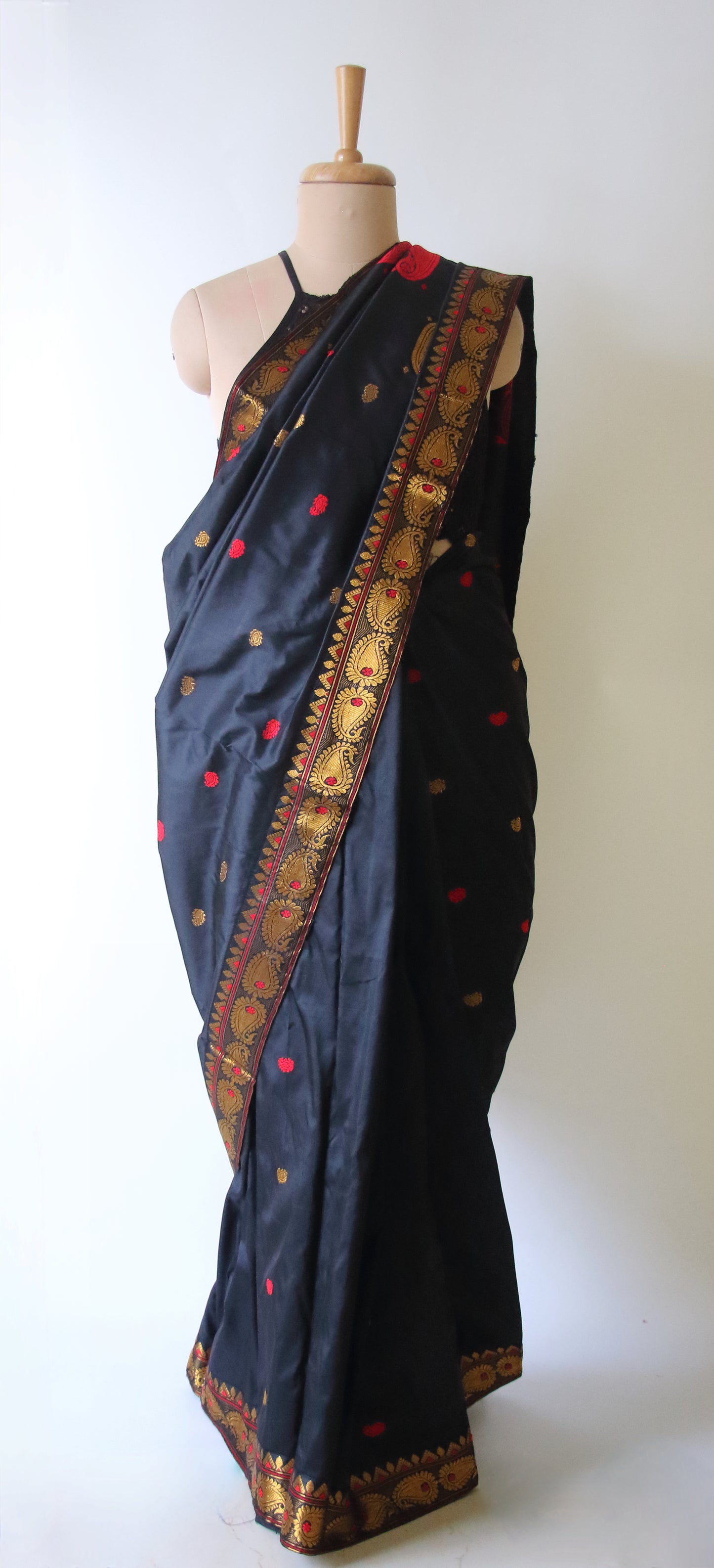 Black Colour Handloom Mulberry Silk Saree from Assam