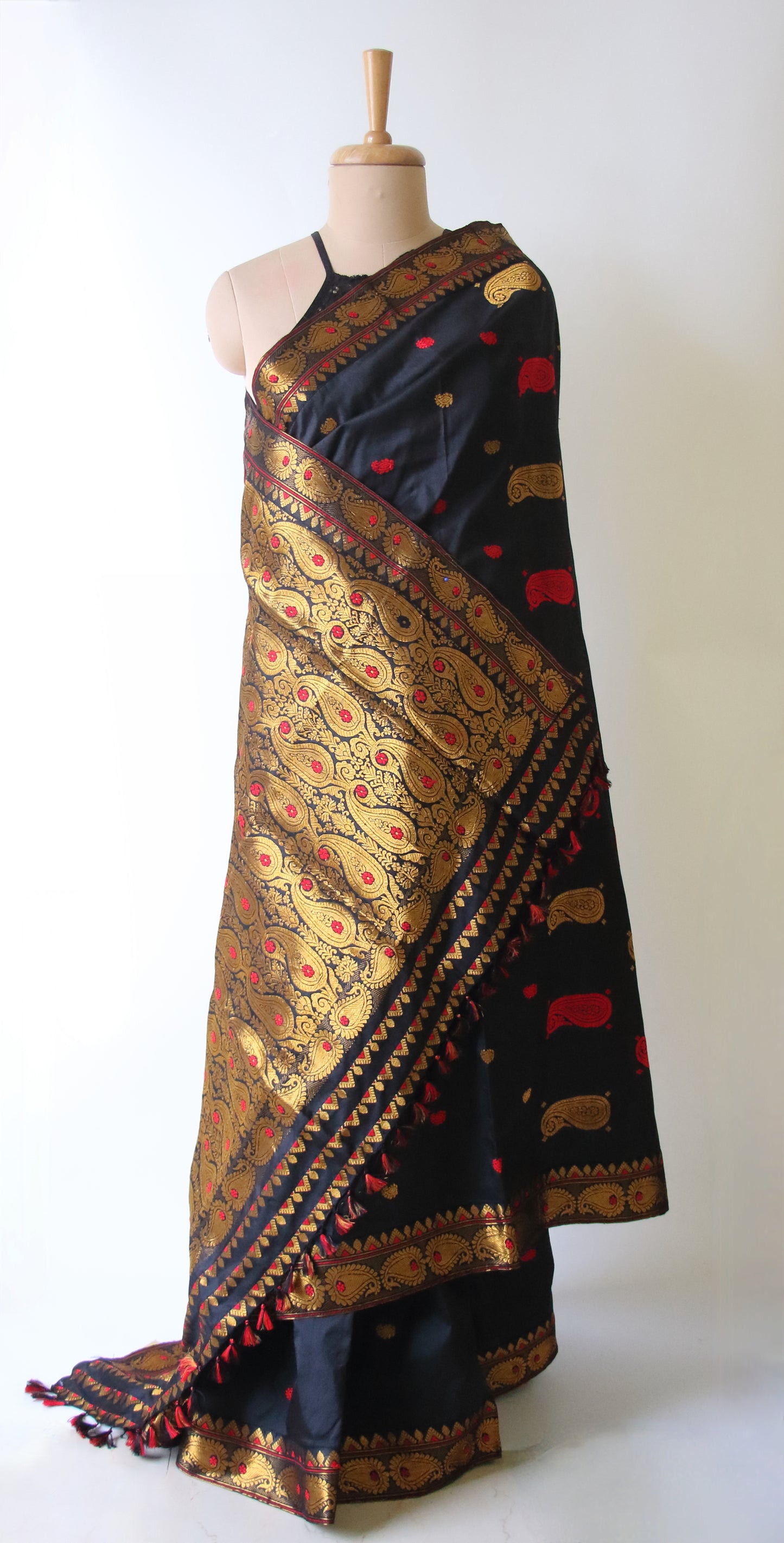 Black Colour Handloom Mulberry Silk Saree from Assam