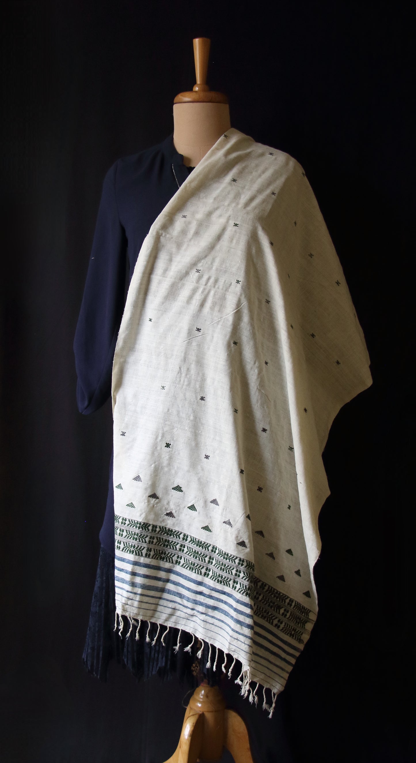 Natural Off White colour Eri Silk Handwoven Scarf from Assam