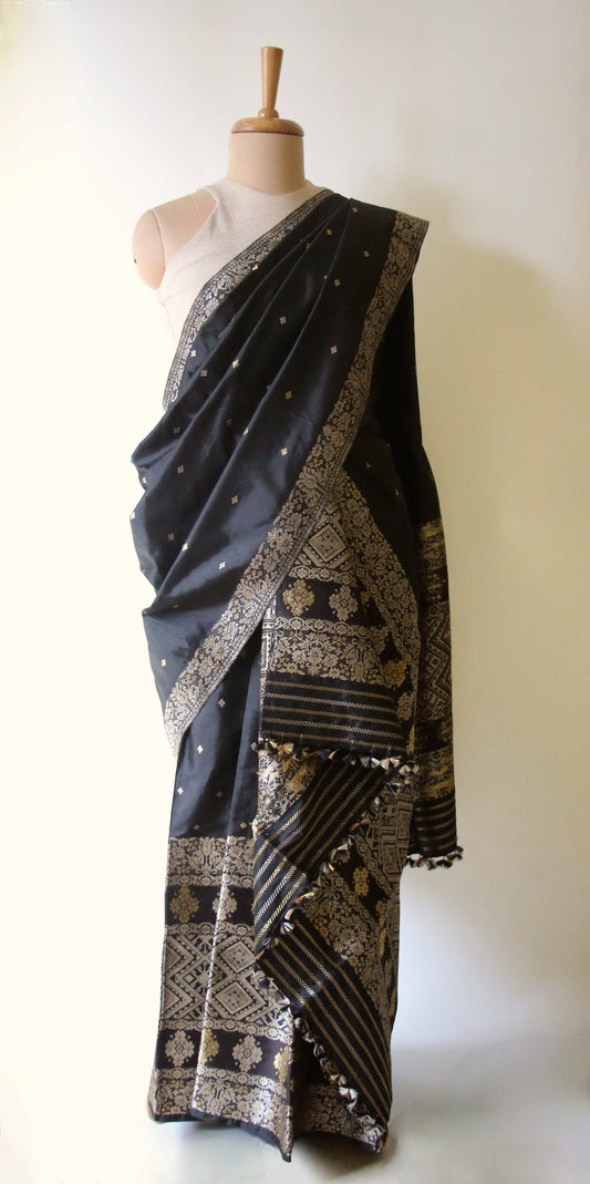 Black Natural Dyed  Mulberry Silk Traditional Mekhla Chador Set