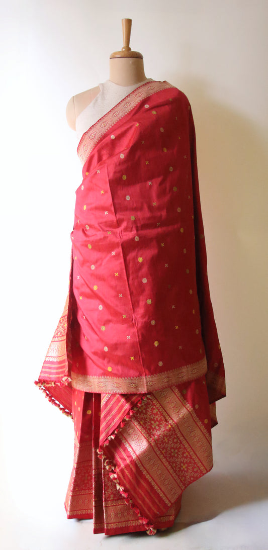 Red Natural Dyed  Mulberry Silk Traditional Mekhla Chador Set