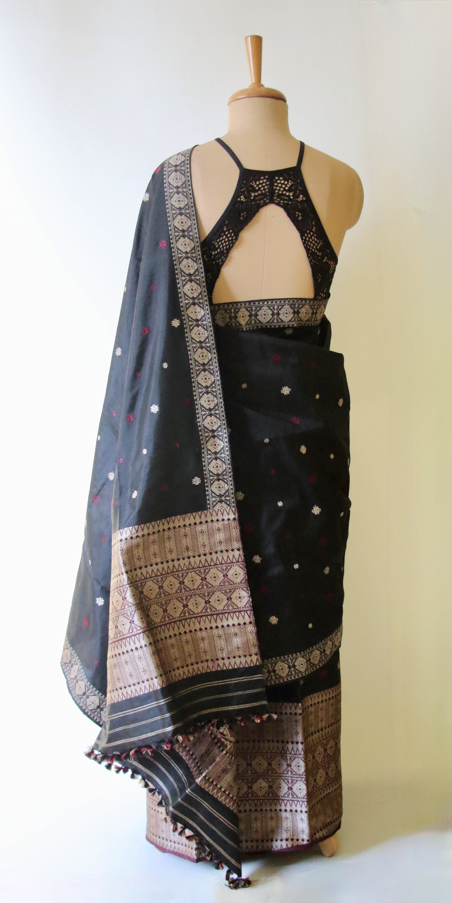 Black Natural Dyed  Mulberry Silk Traditional Mekhla Chador Set
