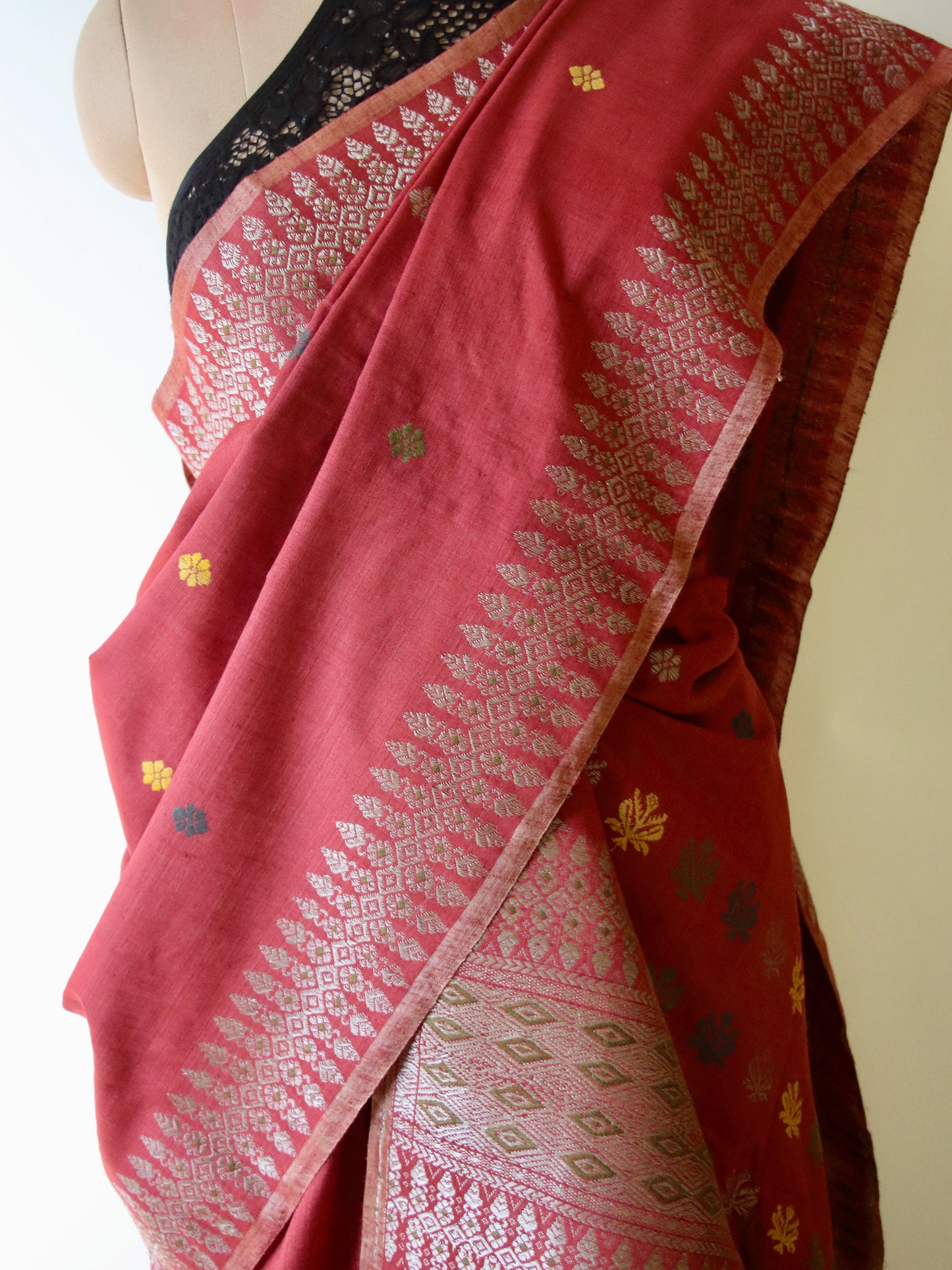 Maroon Narural Dyed Eri Silk Traditional Mekhela Chador Set