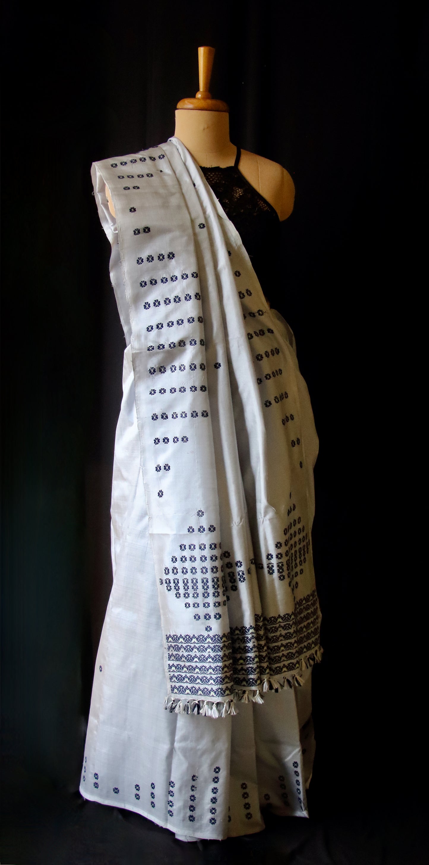 Soft Grey Colour Handloom Silk Saree from Assam