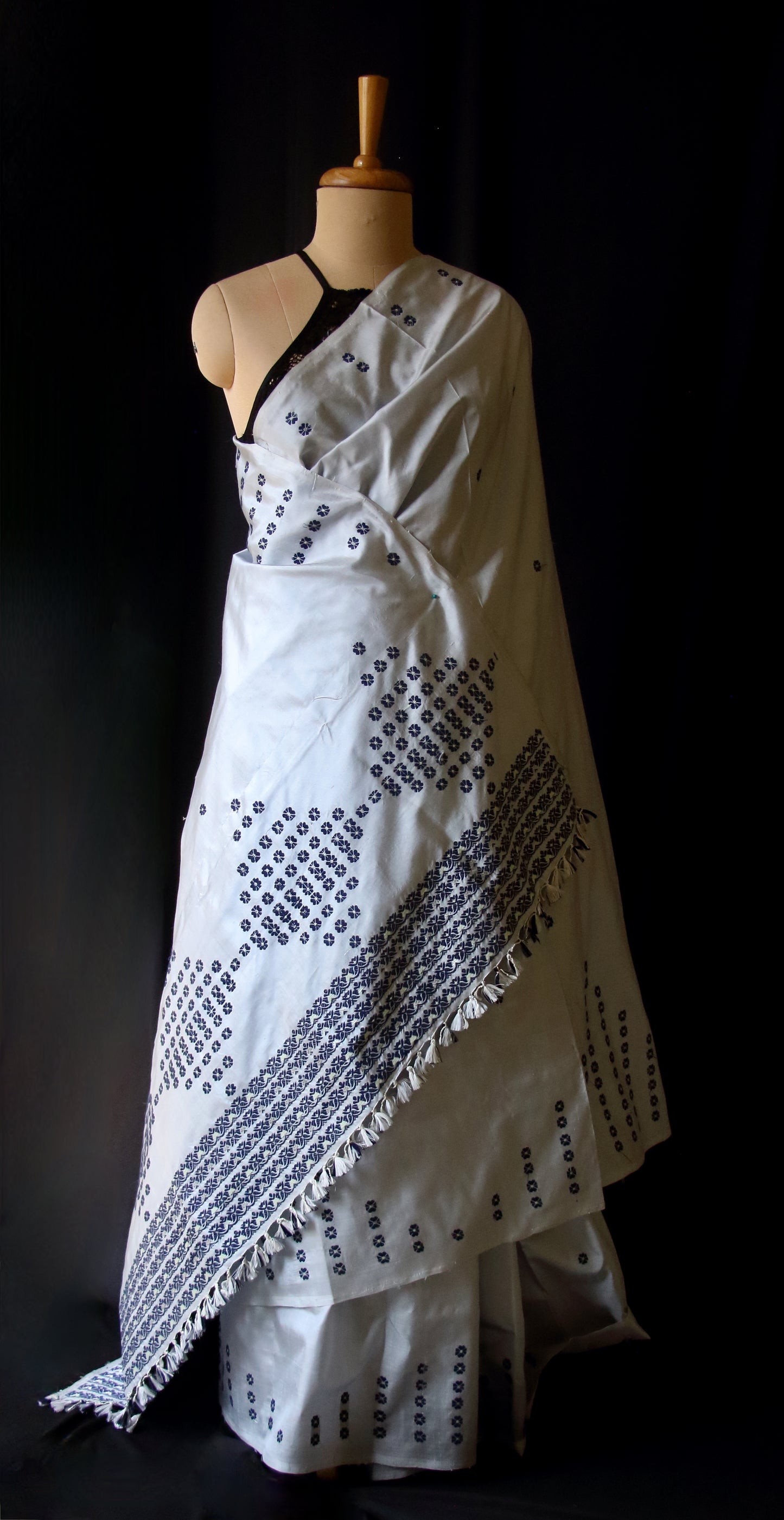 Soft Grey Colour Handloom Silk Saree from Assam
