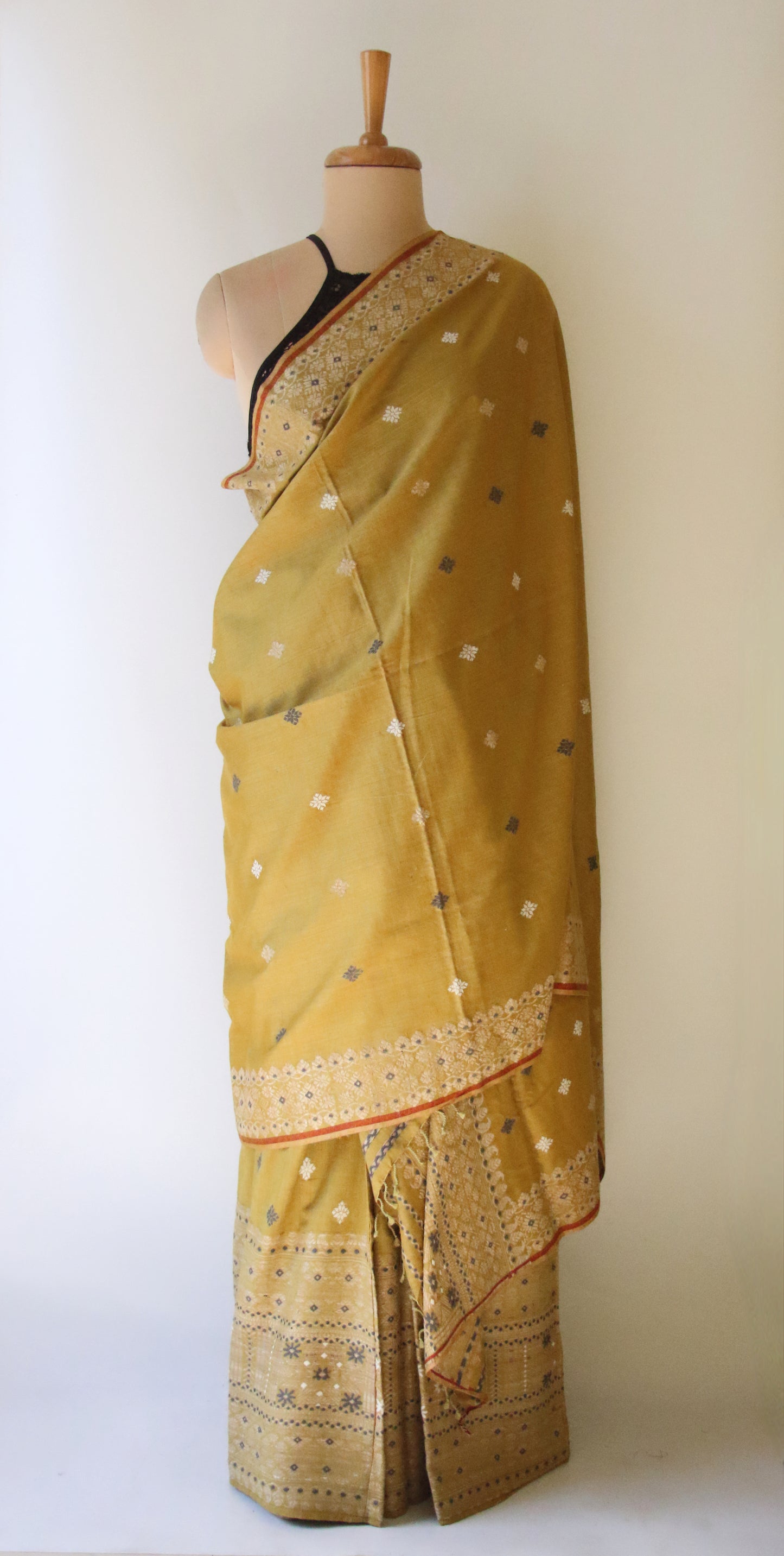 Olive Green Natural Dyed  Eri Silk Traditional Mekhela Chador Set