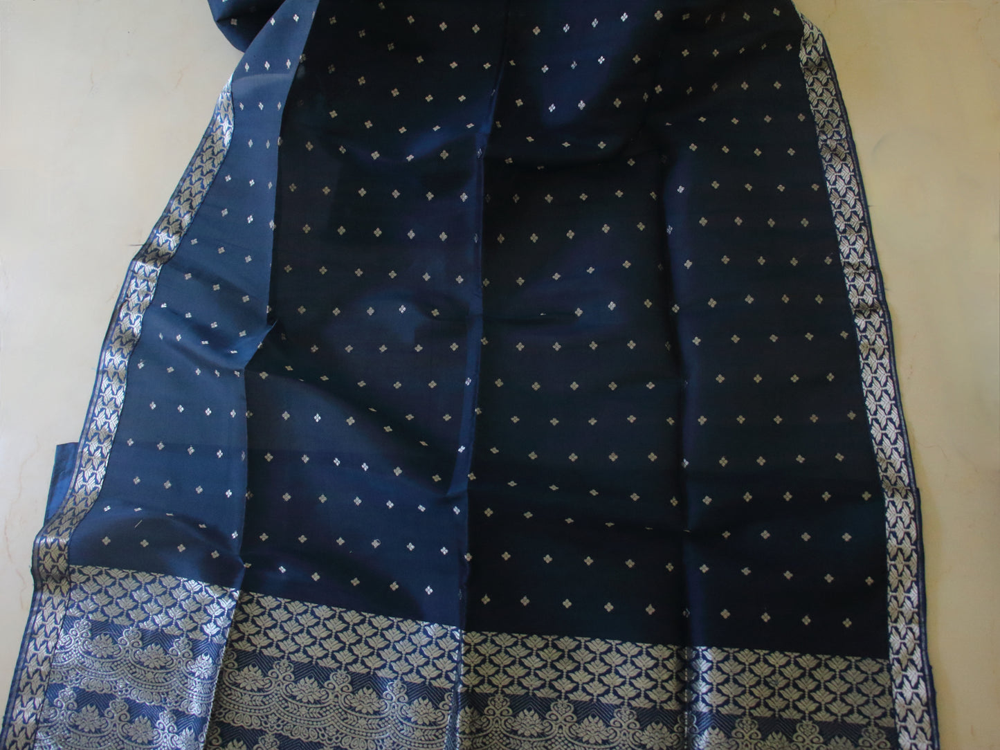 Navy Blue Colour Handloom Mulberry Silk Mekhla Chador Set