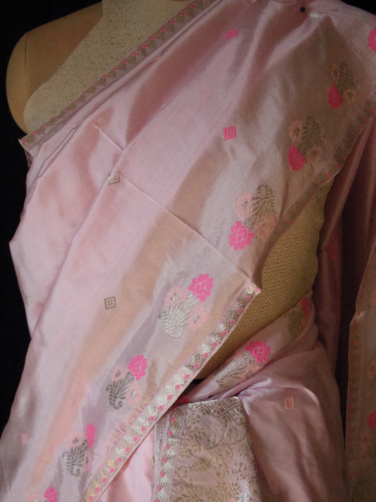 Soft Pink Traditional Handloom Mulberry Silk Mekhla Chador Set
