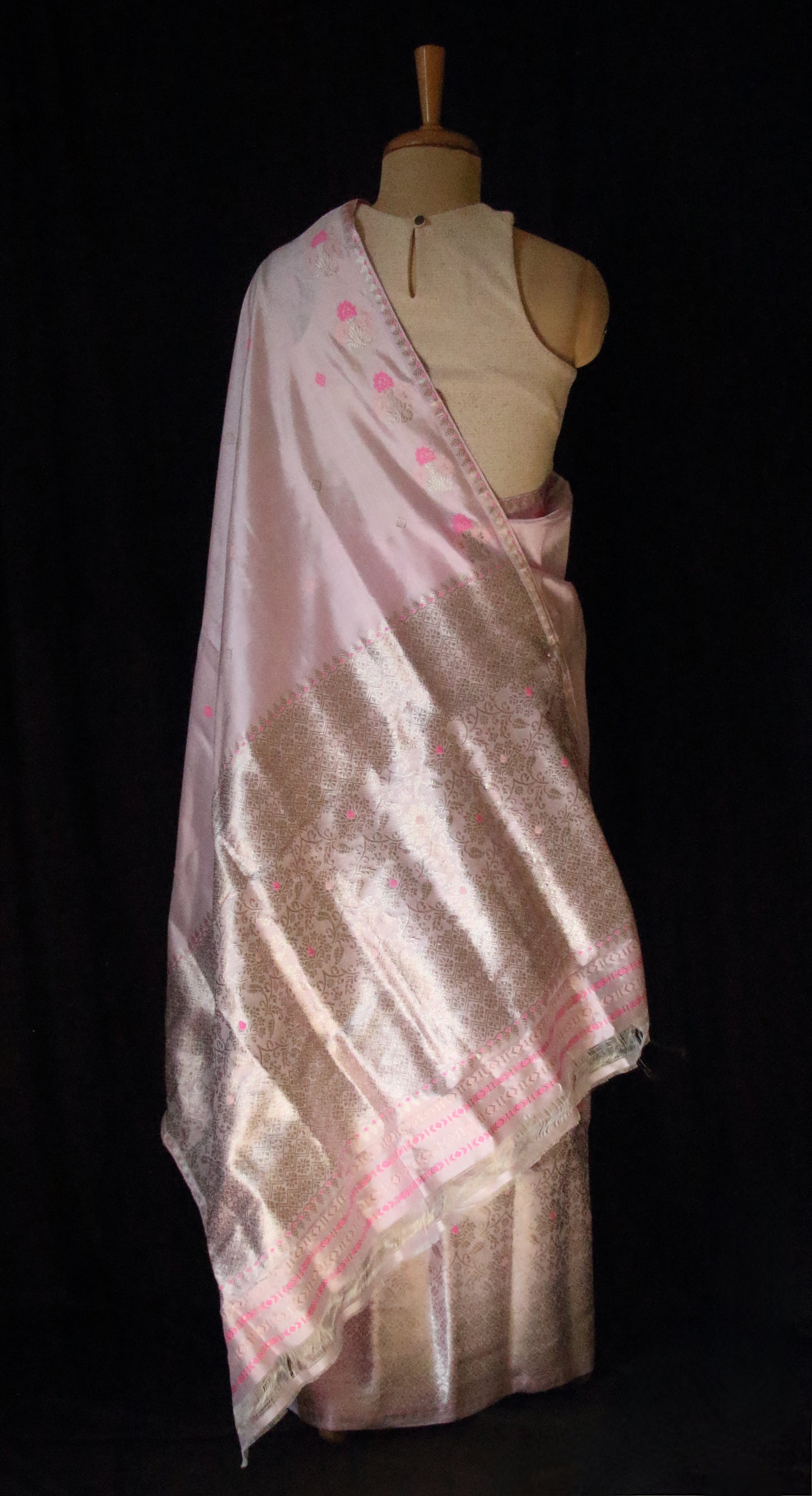 Soft Pink Traditional Handloom Mulberry Silk Mekhla Chador Set