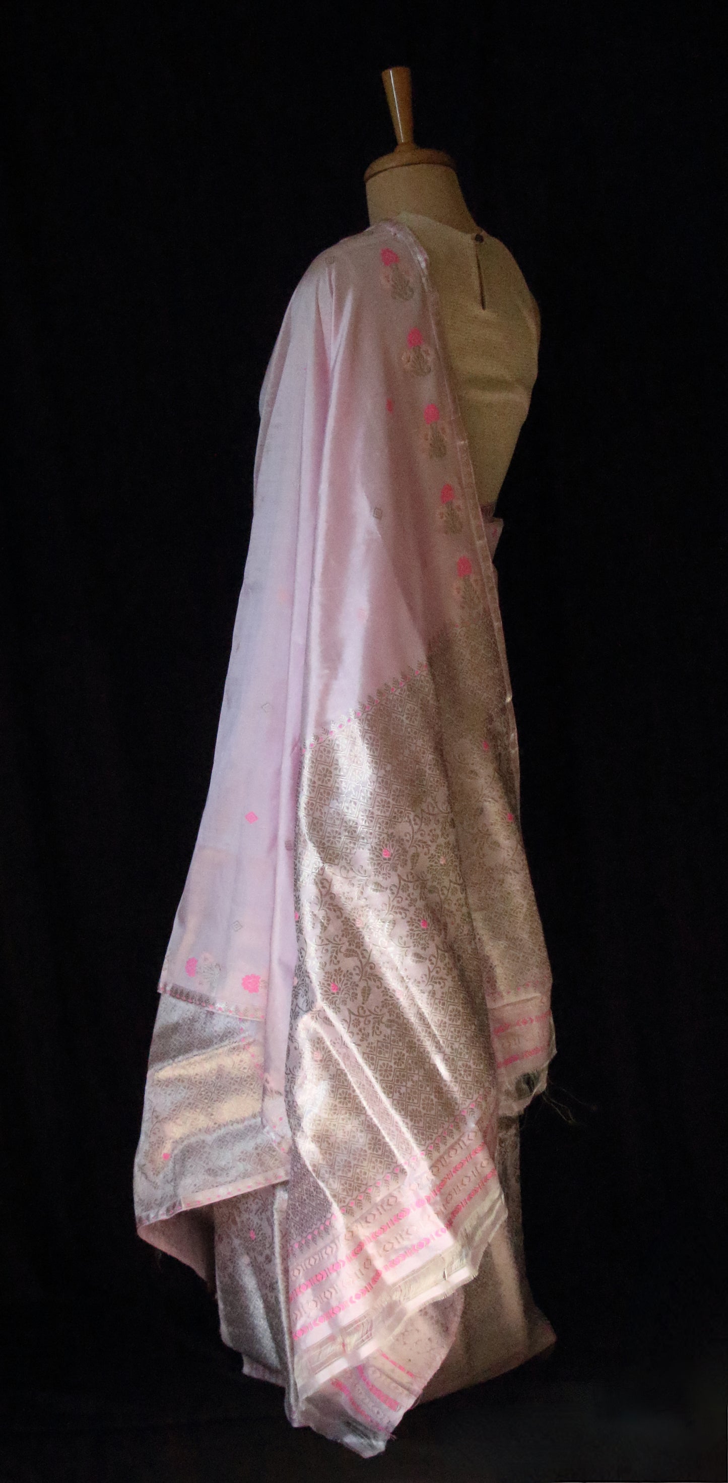 Soft Pink Traditional Handloom Mulberry Silk Mekhla Chador Set