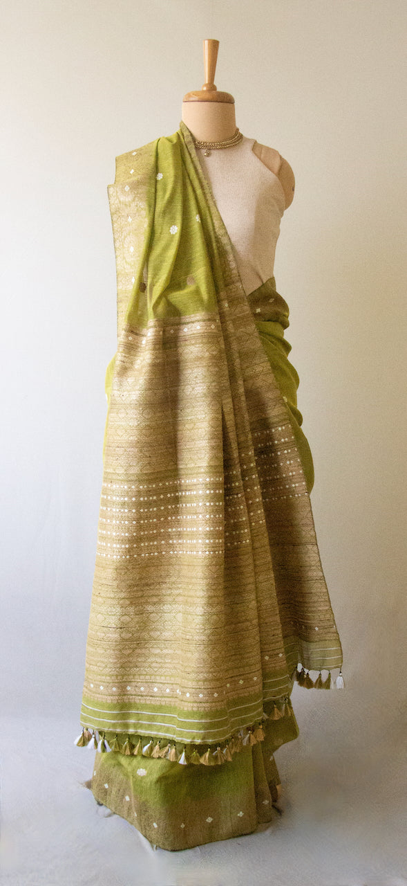 Natural Dyed Green Handloom Eri Silk / Mulberry Silk Sari from Assam