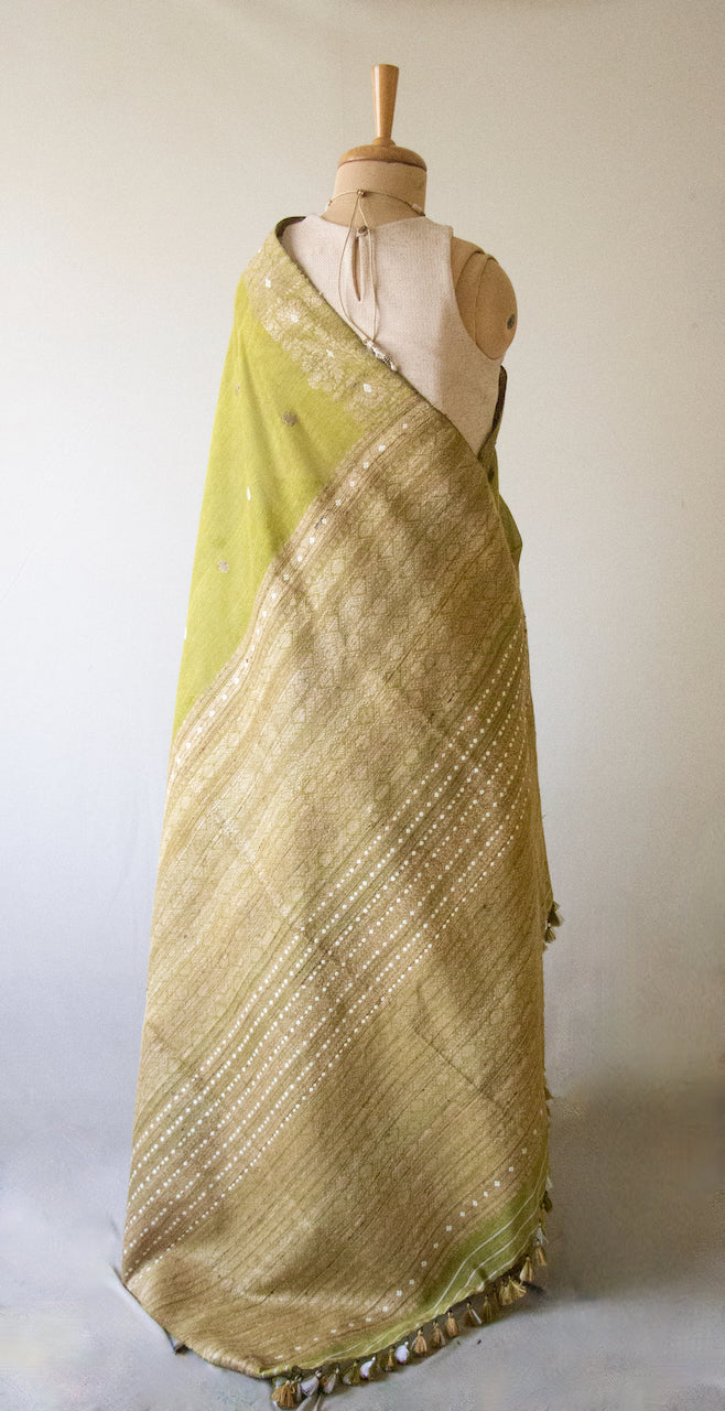 Natural Dyed Green Handloom Eri Silk / Mulberry Silk Sari from Assam