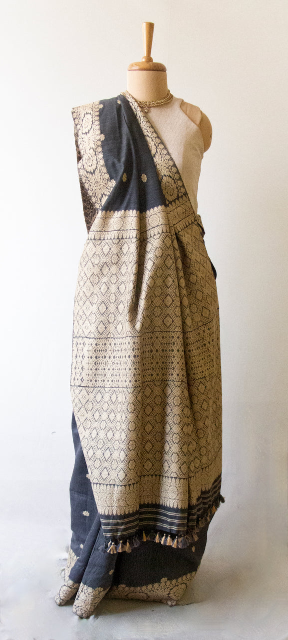 Natural Dyed Grey Handloom Eri Silk / Mulberry Silk Sari from Assam