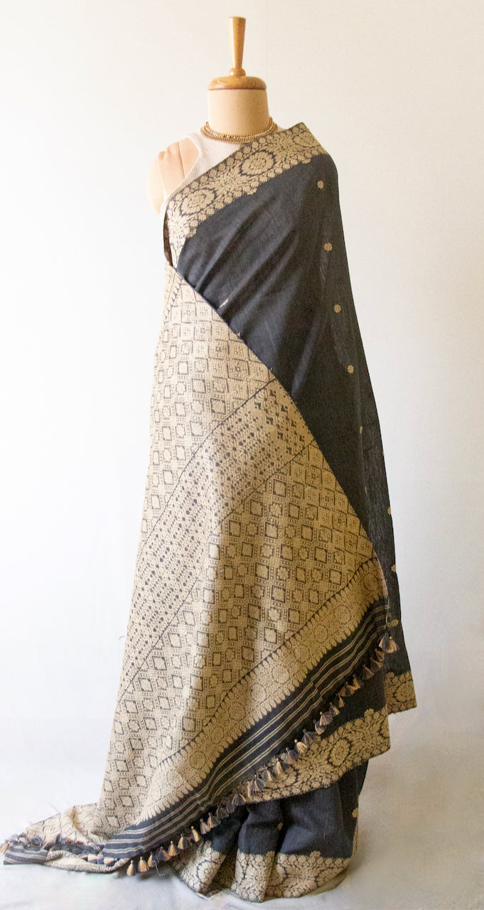 Natural Dyed Grey Handloom Eri Silk / Mulberry Silk Sari from Assam