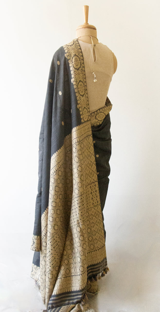 Natural Dyed Grey Handloom Eri Silk / Mulberry Silk Sari from Assam