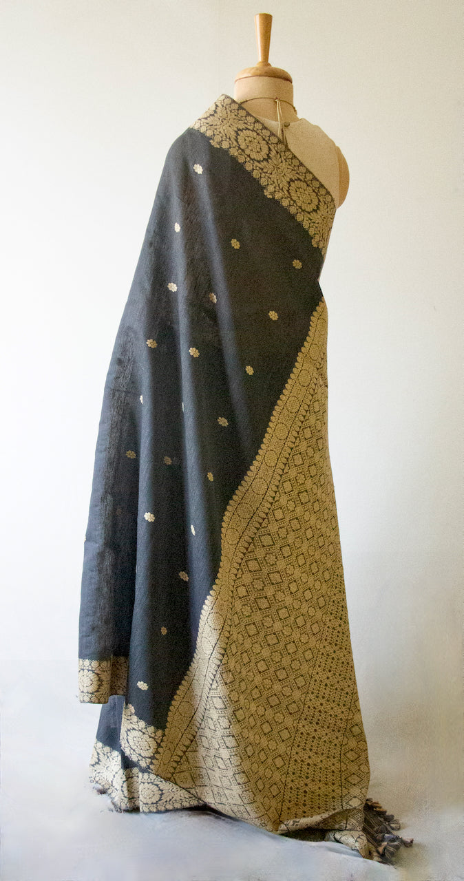 Natural Dyed Grey Handloom Eri Silk / Mulberry Silk Sari from Assam