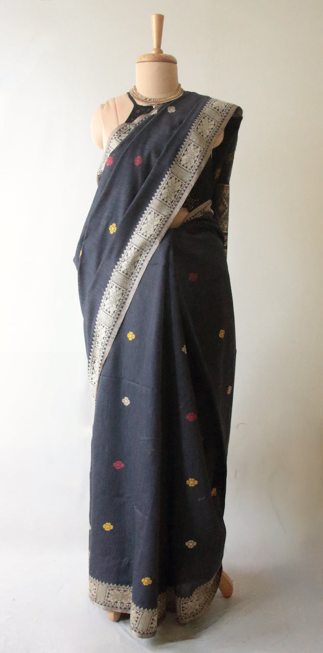 Natural Dyed Dark Grey Handloom Eri Silk / Mulberry Silk Sari from Assam