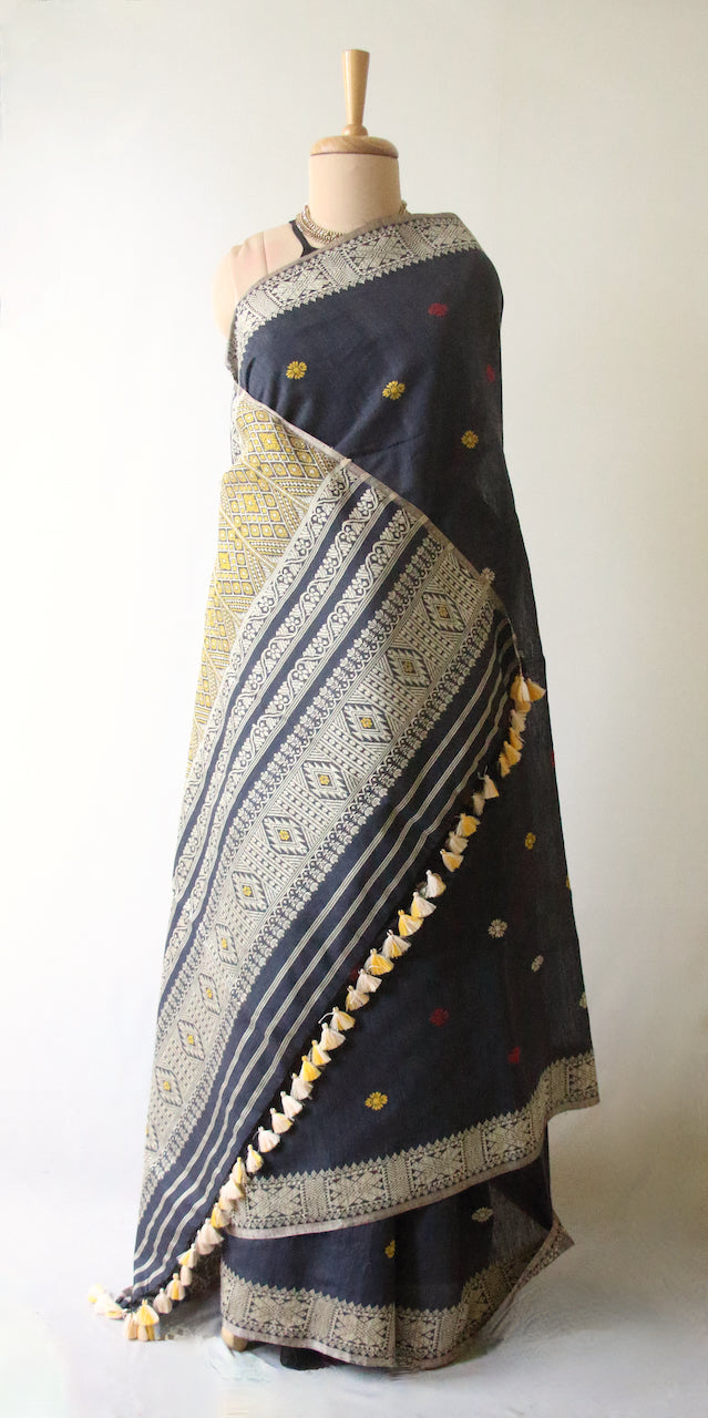 Natural Dyed Dark Grey Handloom Eri Silk / Mulberry Silk Sari from Assam